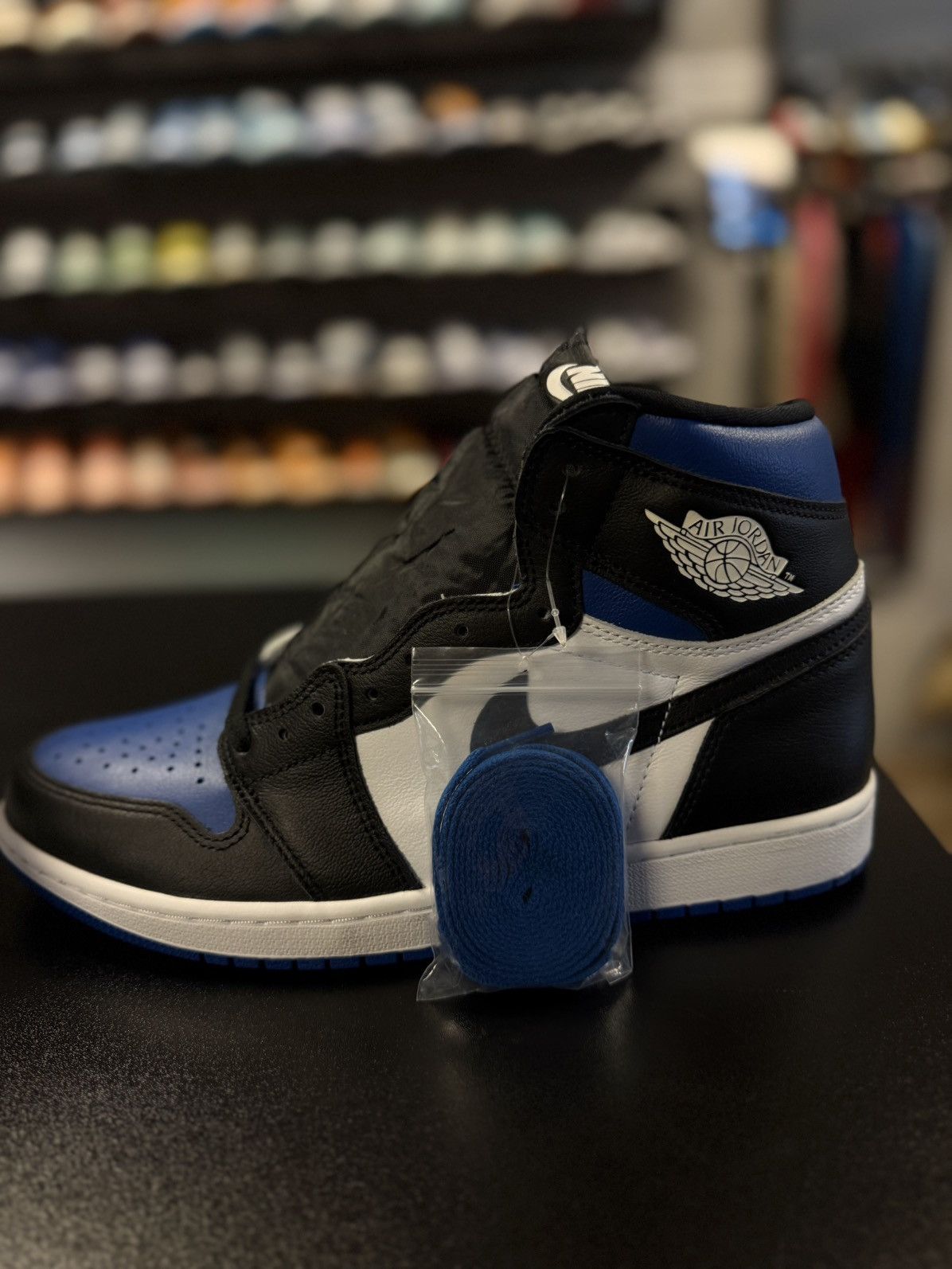 Jordan Brand × Nike Jordan 1 Hyper Royal Blue Size 10.5 (NEW) (555088-041) Size US 10.5 / EU 43-44 - 6 Thumbnail