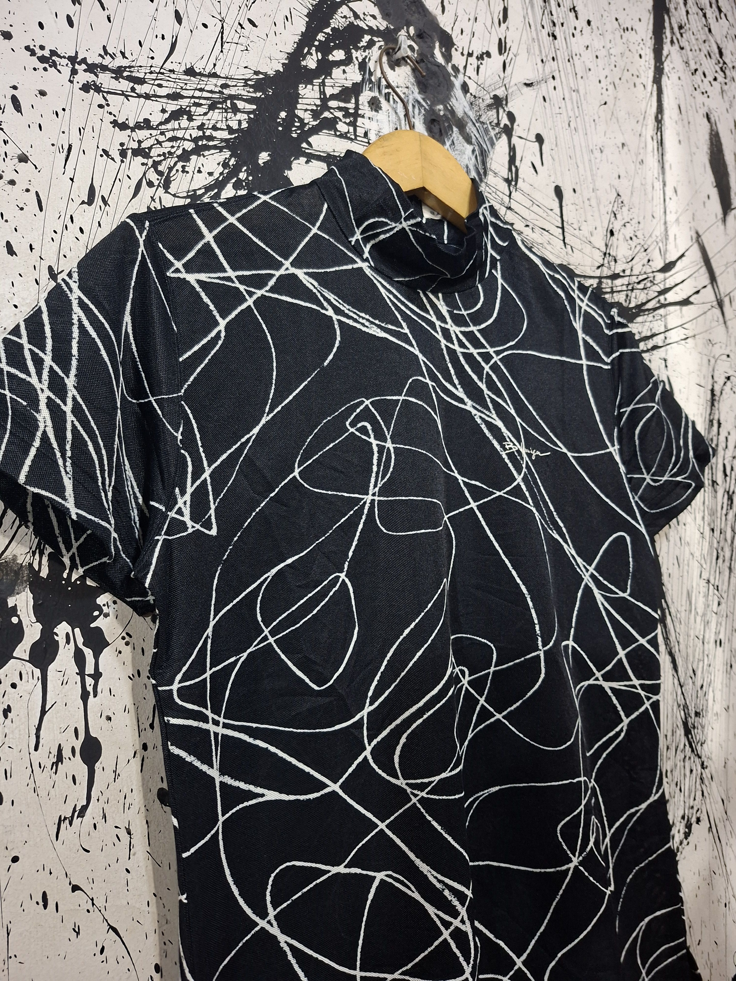 Balenciaga VINTAGE BALENCIAGA GRAFFITI MESH PRINTED BLOUSE SHIRT Size L / US 10 / IT 46 - 2 Thumbnail