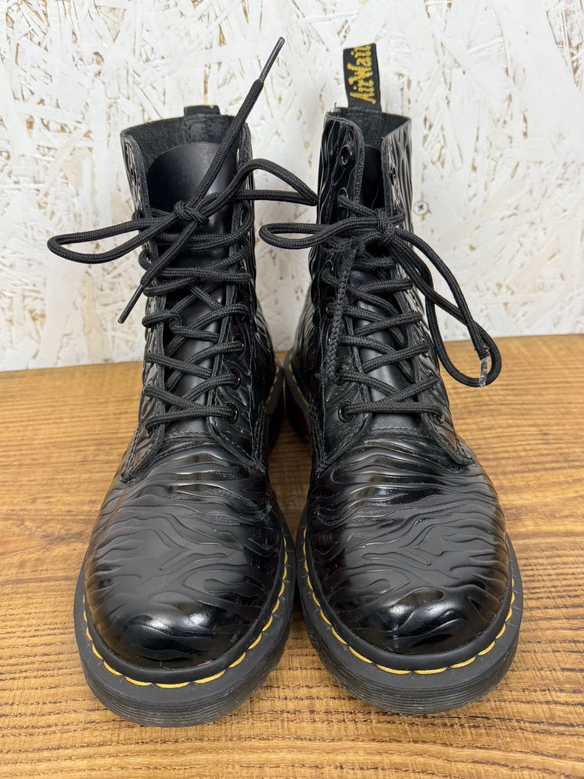 Dr. Martens Dr. Martens 1460 Pascal Embossed Zebra Ankle Boots US7 EU38 Size US 7 / IT 37 - 11 Thumbnail