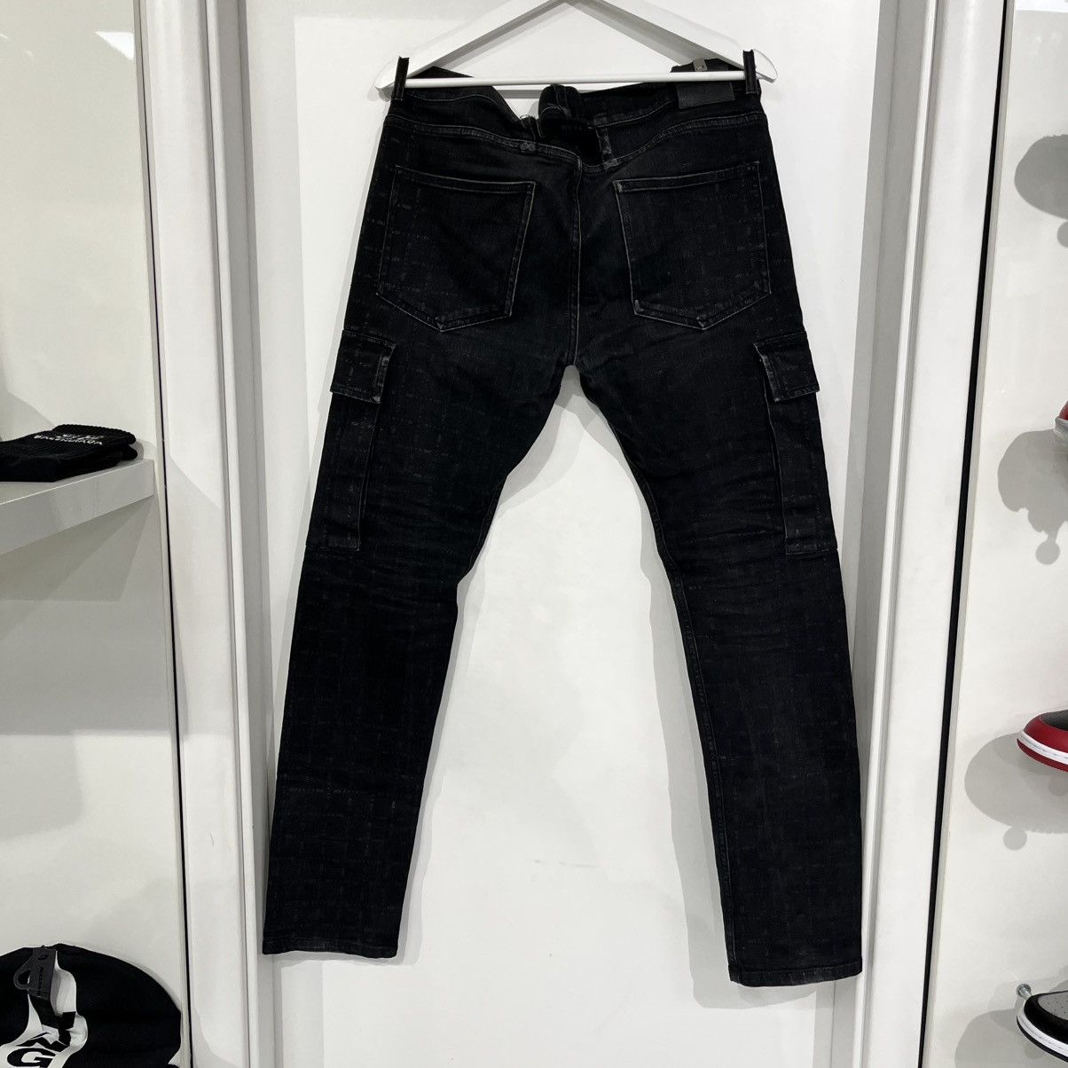 1017 ALYX 9SM 1017 ALYX 9SM Cargo Denim Jeans Black Size US 32 / EU 48 - 2 Thumbnail