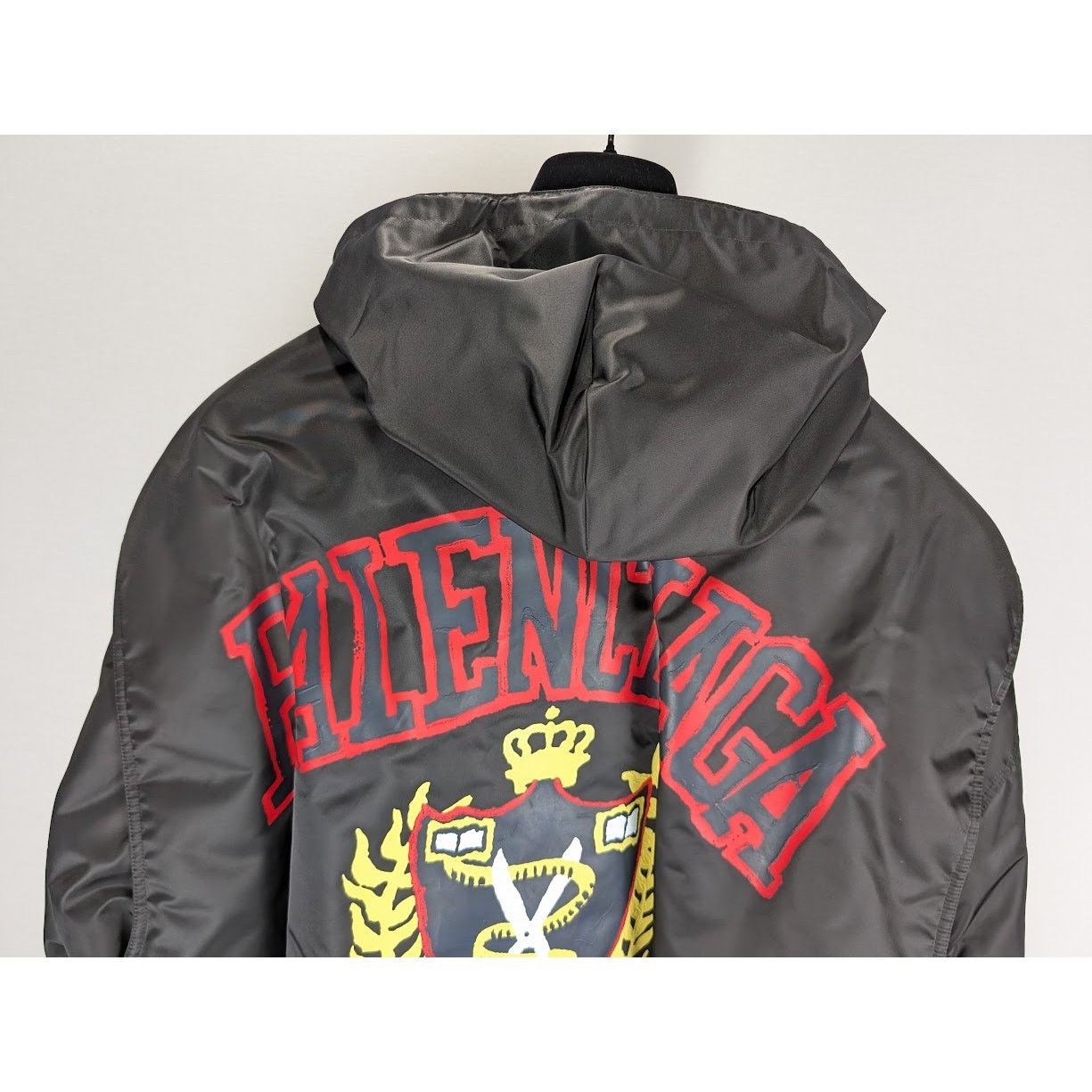 Balenciaga o1rshd1 Bomber Nylon In Black Size US L / EU 52-54 / 3 - 12 Thumbnail