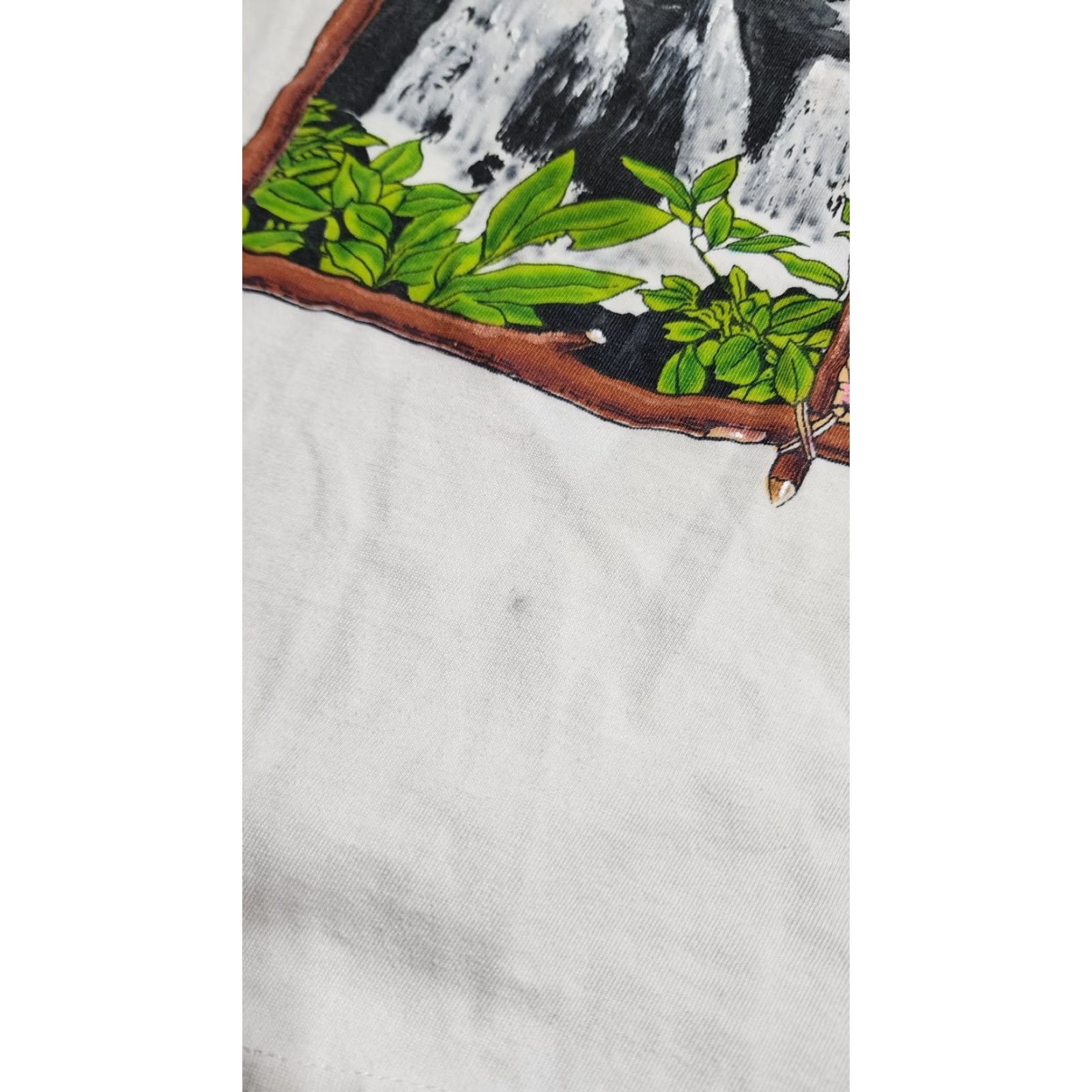 Vintage VINTAGE Dibhou Philippines Souvenir T-Shirt Short Sleeve Adult Small White 90s Travel Nature Mens Size US S / EU 44-46 / 1 - 4 Thumbnail