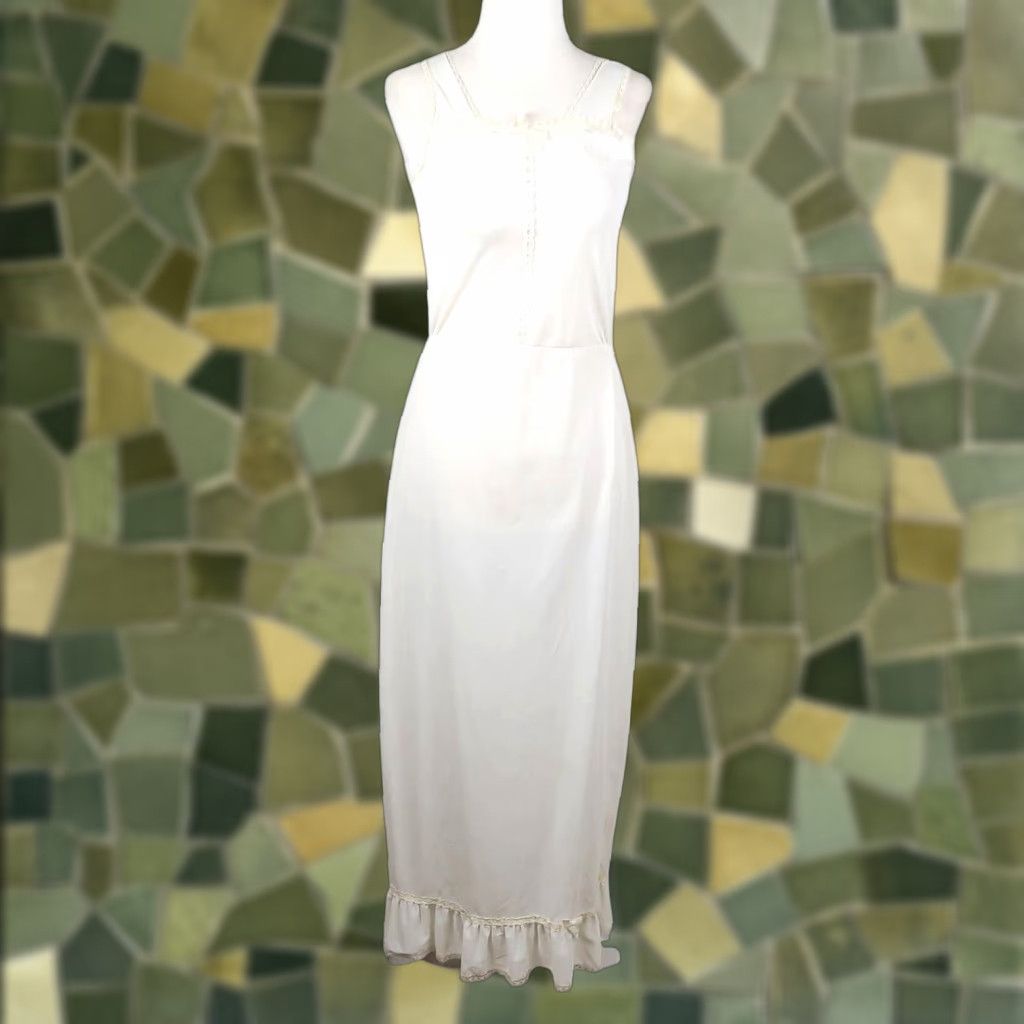 Vintage VINTAGE Her Majesty cream white nylon maxi slip dress 14 Women Sleeveless Dress 70s 80s sheath Size S / US 4 / IT 40 - 1 Thumbnail