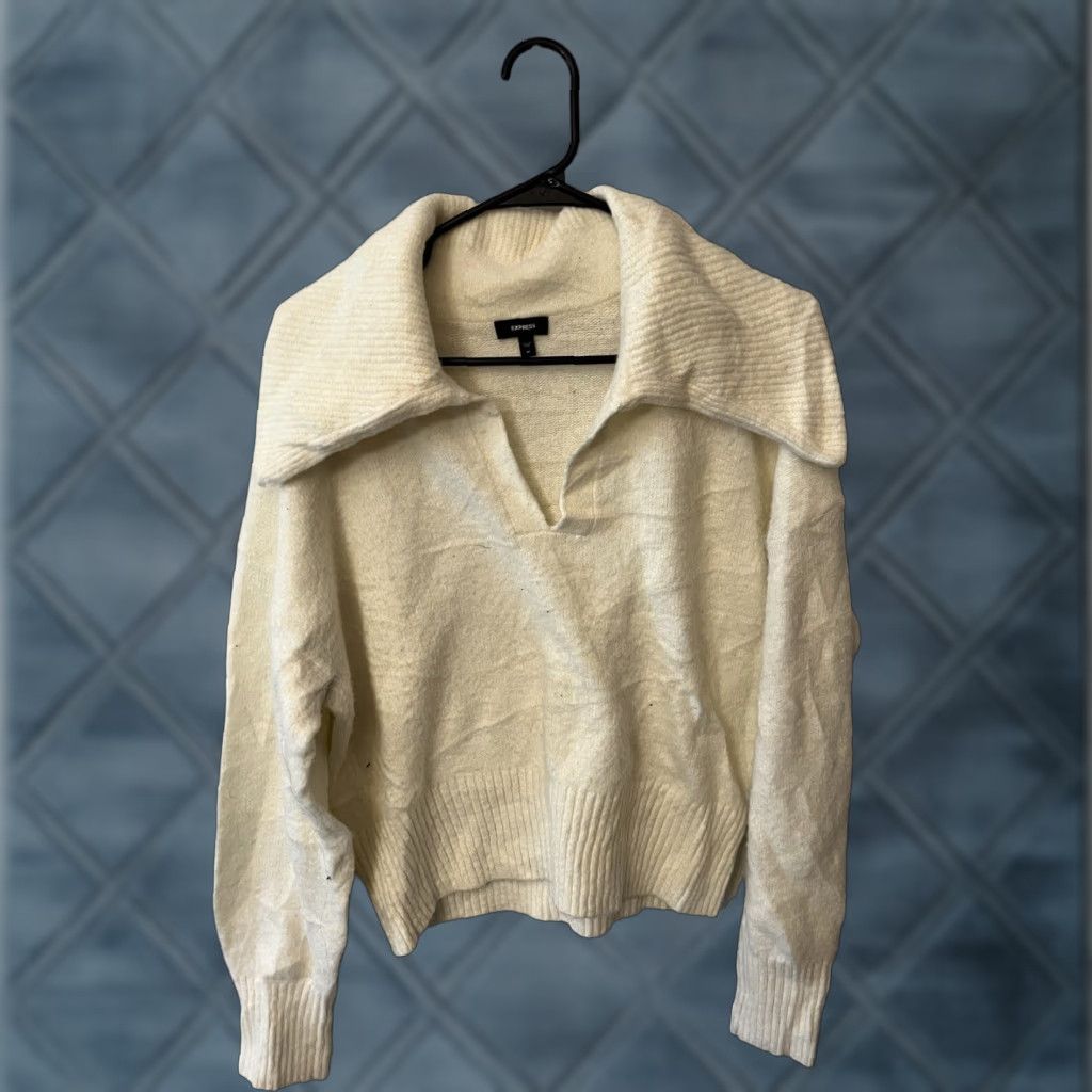Express EXPRESS V-Neck Sweater Pullover Women's Size M Ivory Wool Blend Long Sleeve Size M / US 6-8 / IT 42-44 - 1 Thumbnail