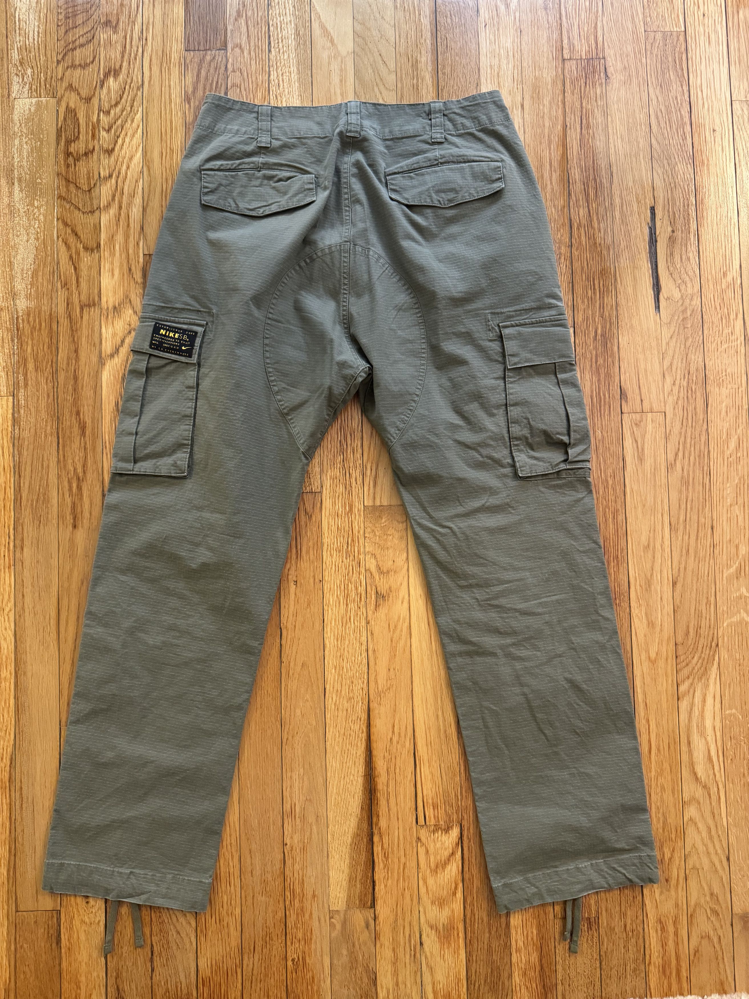 Nike SB Flex FTM Men's Camo Cargo Pants