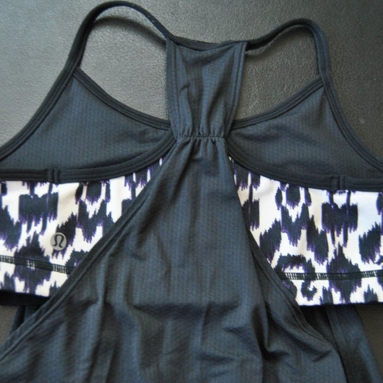 Lululemon Lululemon Tank Top with Built in Bra 6 Size M / US 6-8 / IT 42-44 - 7 Thumbnail