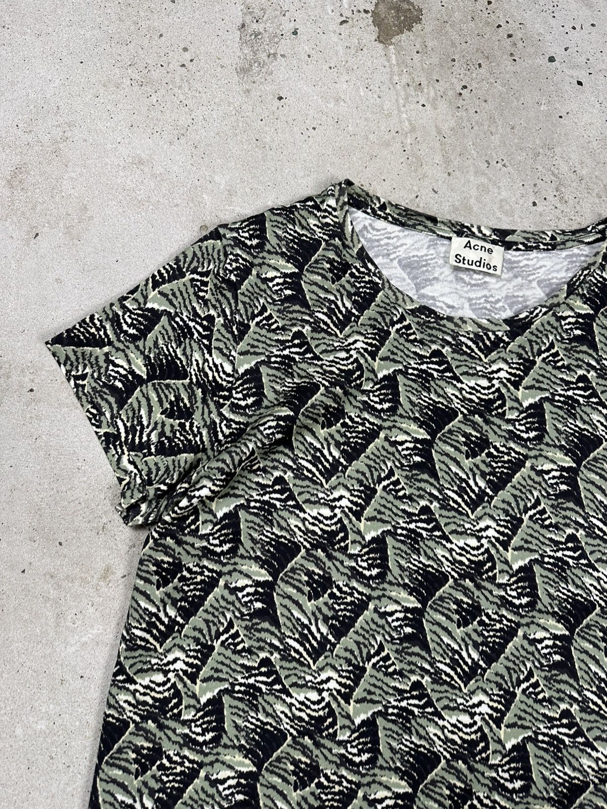Acne Studios Acne Studios Standard Wild PSS16 Camo All Over Print Tee Size US M / EU 48-50 / 2 - 5 Thumbnail