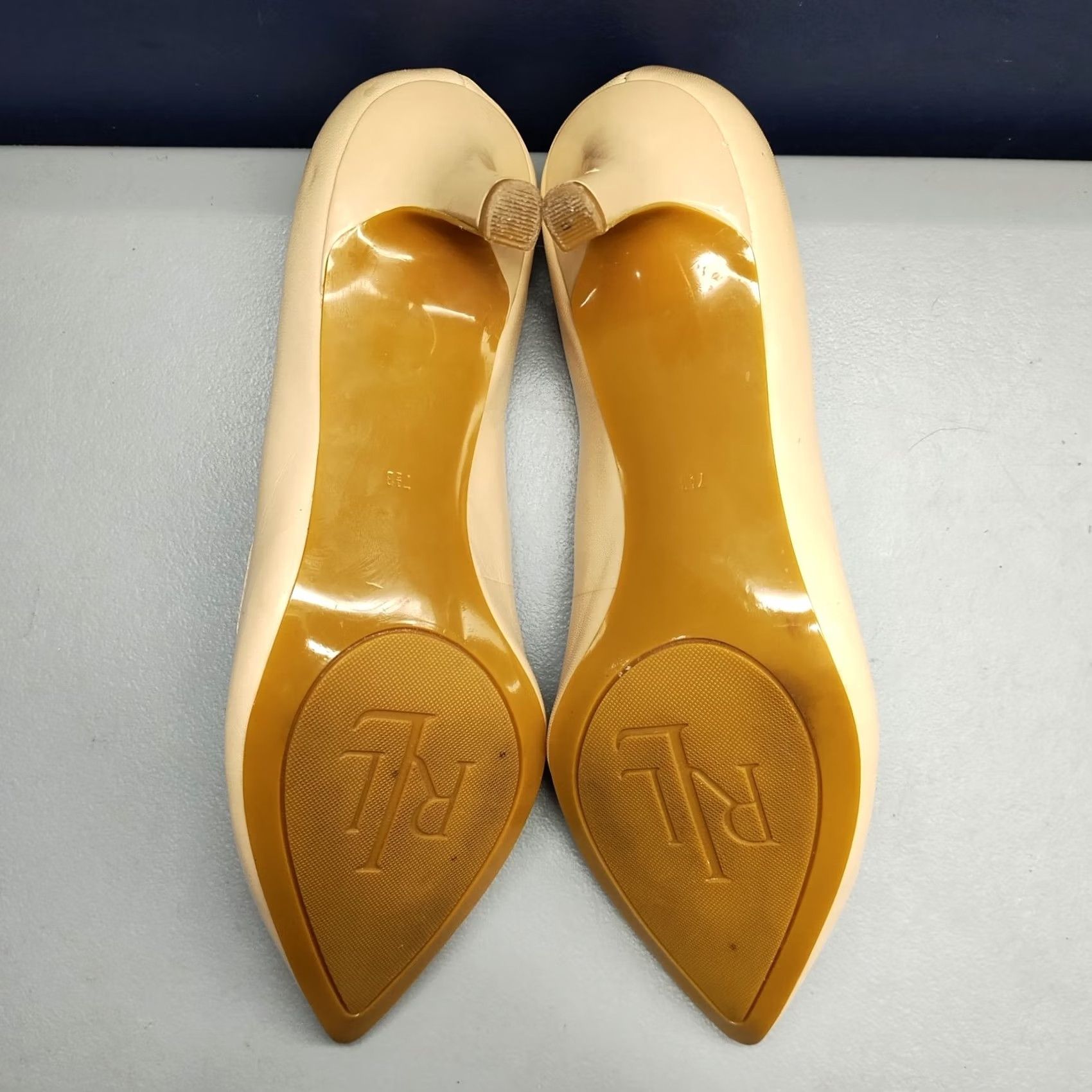 Ralph Lauren Lauren Ralph Lauren Evil Pump Heels Womens 7.5B Tan Leather Pointed Toe Slip On Size 7.5 Womens Pump Tan Leather Heel Stiletto Size US 8 / IT 38 - 7 Thumbnail