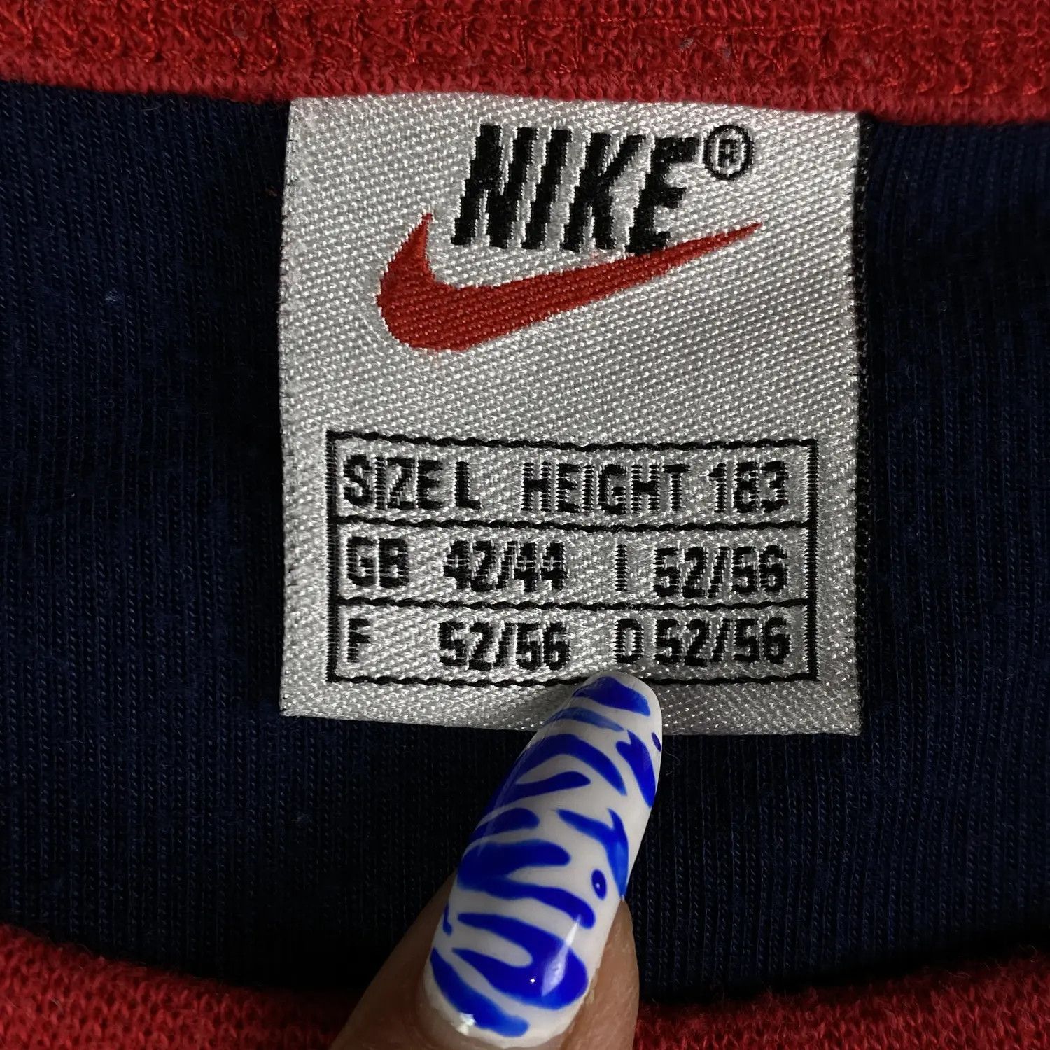 Nike Men’s T-Shirt Nike Vintage Center Logo Size L Size US L / EU 52-54 / 3 - 4 Thumbnail
