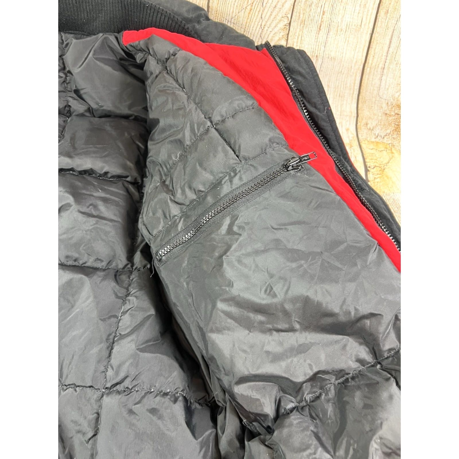Marlboro VINTAGE Marlboro Country Store Red Puffer Parka Down Coat Jacket 2XL Jacket/Coat Mid-Length Outdoor Mens Regular Down Coat Red 2XL Vintage Size US XXL / EU 58 / 5 - 5 Thumbnail