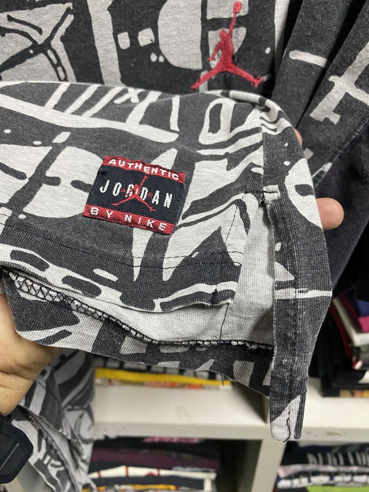 Jordan Brand × Nike × Vintage Vintage 90’s Nike Air Jordan OP T-Shirt Size US L / EU 52-54 / 3 - 10 Thumbnail