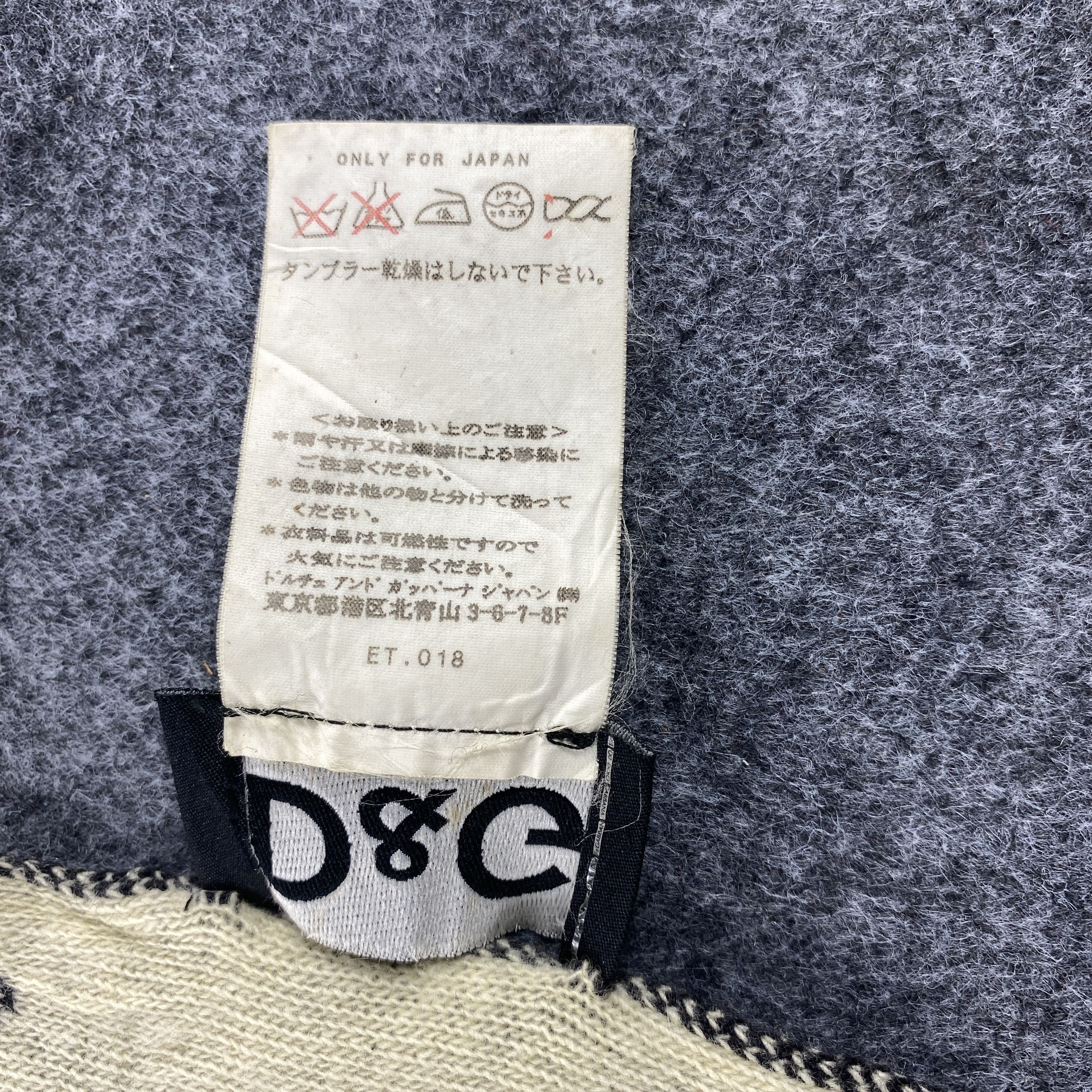 Dolce & Gabbana GF10496 Dolce & Gabbana Scarf Neck Wear Muffler Size ONE SIZE - 3 Thumbnail