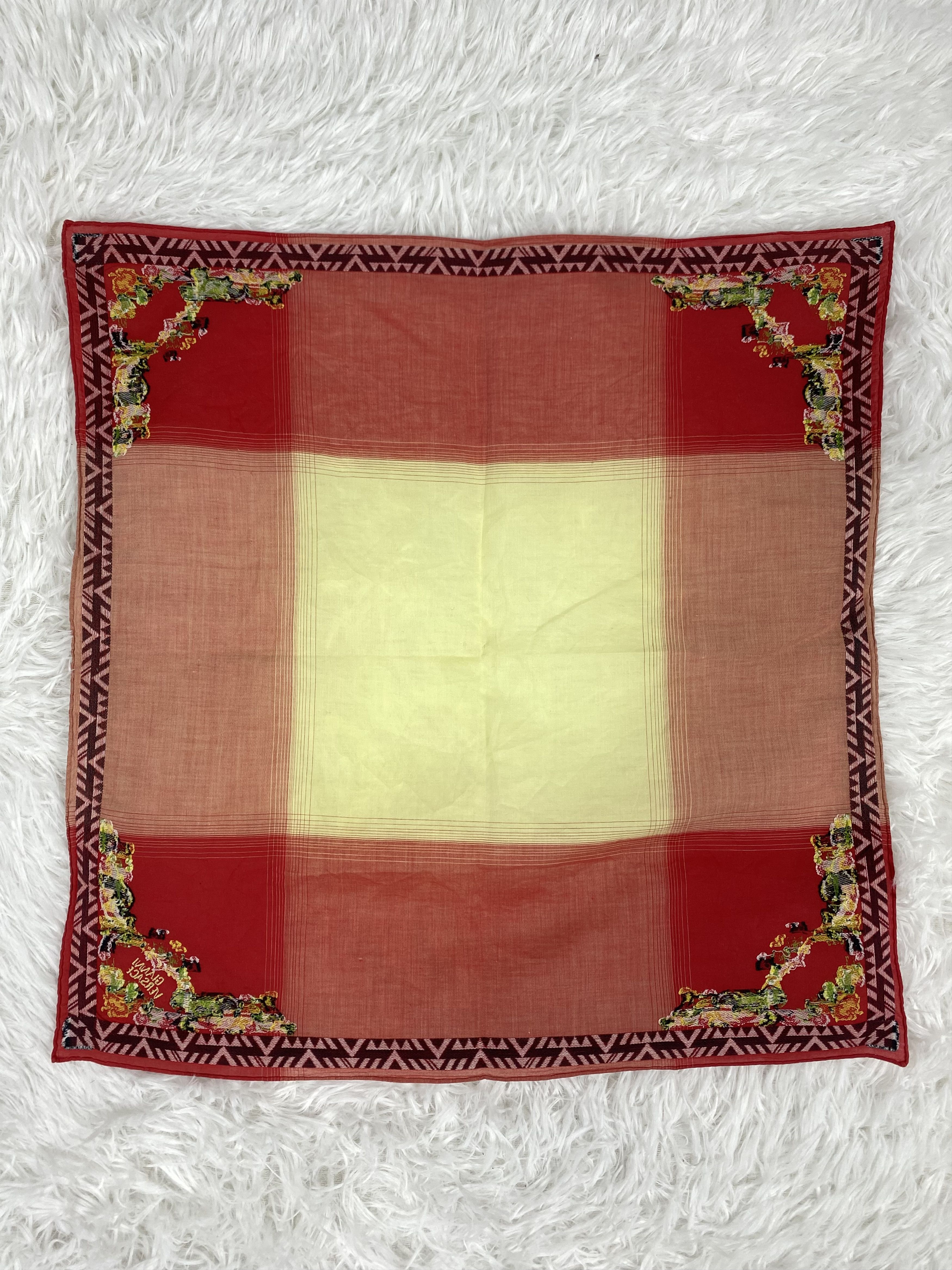 Vintage Vintage Gianni Versace Handkerchief Neckerchief PH0973 Size ONE SIZE - 5 Thumbnail