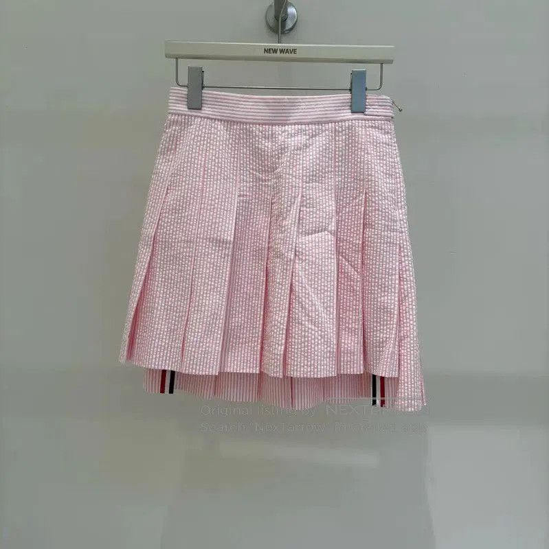 Thom Browne Thom Browne Pink Pleated Cotton Skirt . Size 23" - 1 Thumbnail