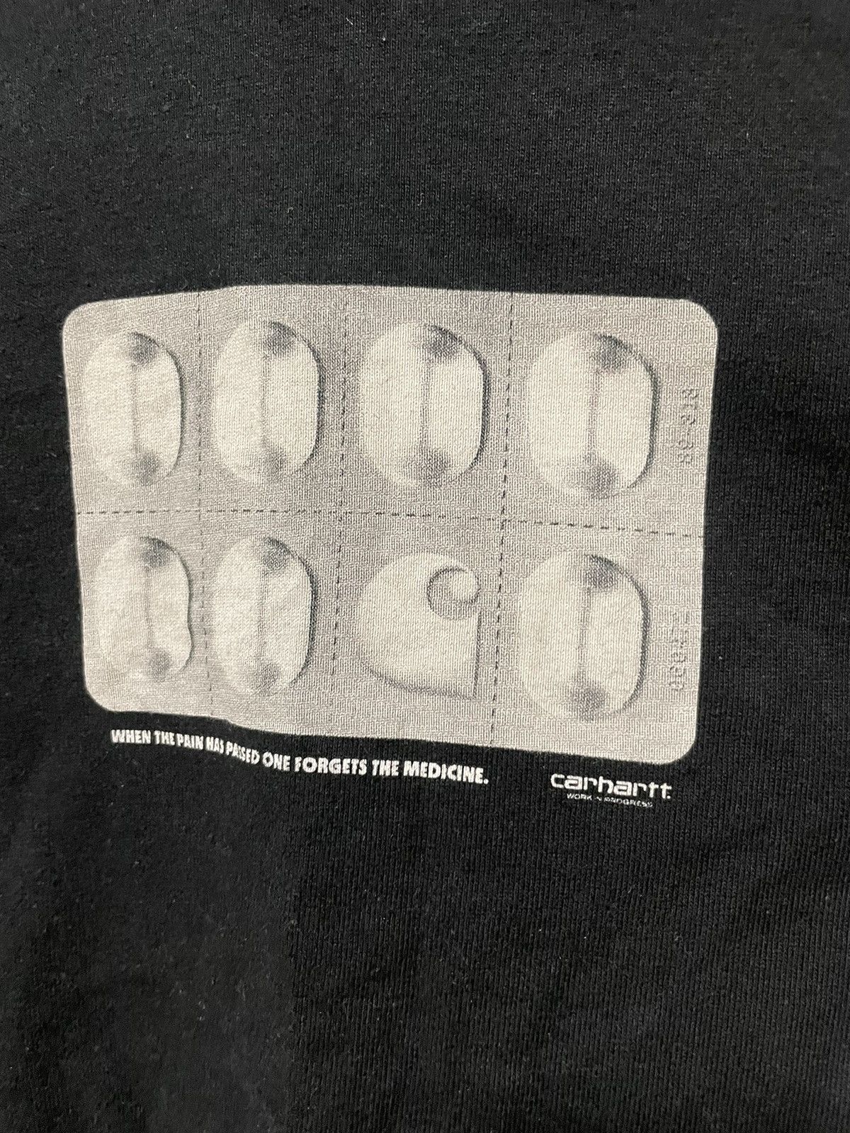 Carhartt Wip Carhartt WIP Pills Graphic Tee Black Streetwear T Shirt Size US M / EU 48-50 / 2 - 3 Thumbnail