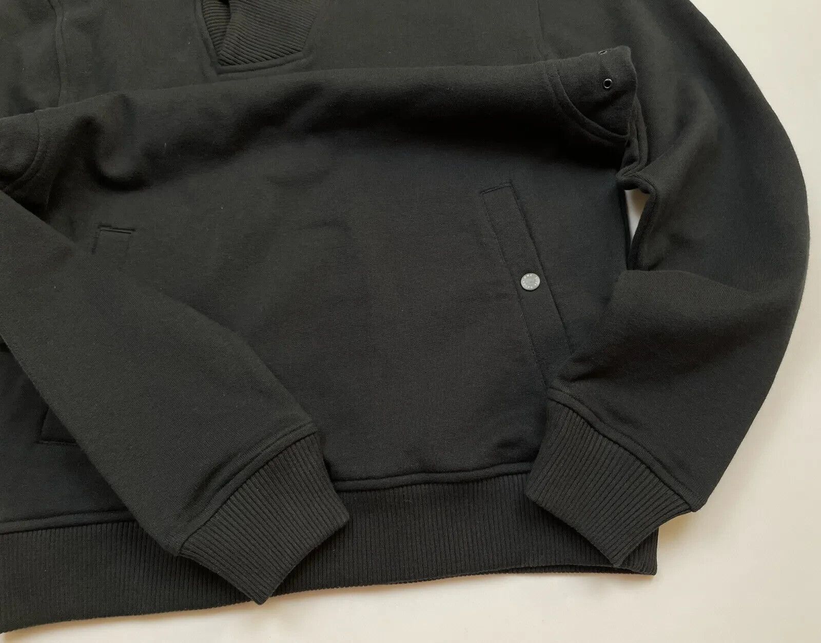 Vintage ONE TRUE SAXON SWEATSHIRT SWEATER PULLOVER MENS LONG SLEEVE Size US M / EU 48-50 / 2 - 6 Thumbnail