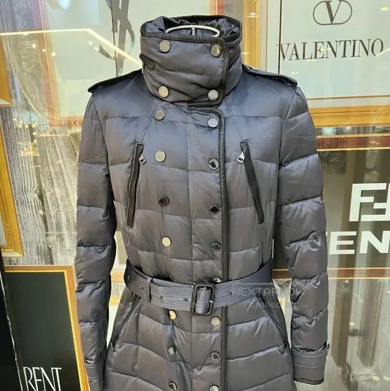 Burberry Burberry Blue Women's Winter Coat. Size M / US 6-8 / IT 42-44 - 8 Thumbnail