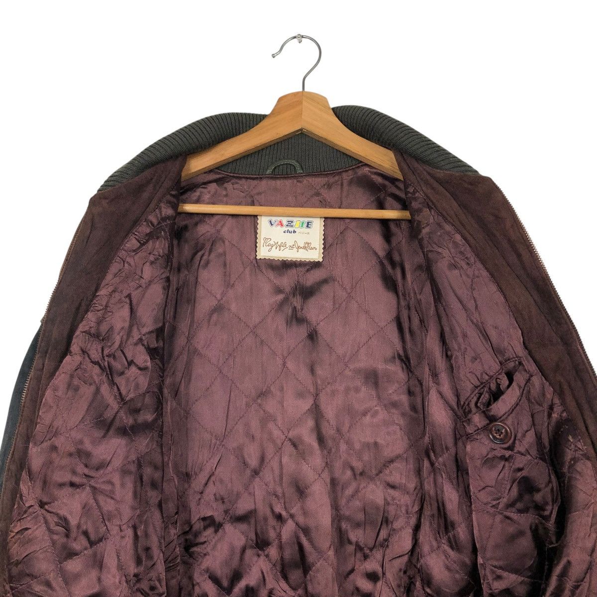 Japanese Brand 🔥VINTAGE BOMBER JACKET CARTOON VAZIIE ISSEY MIYAKE BIG LOGO Size US M / EU 48-50 / 2 - 16 Thumbnail