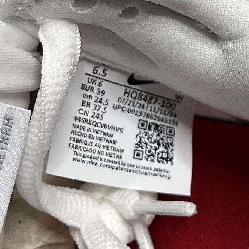 Nike × Supreme 2025 supreme nike sb dunk low Size US 6.5 / EU 39-40 - 9 Thumbnail