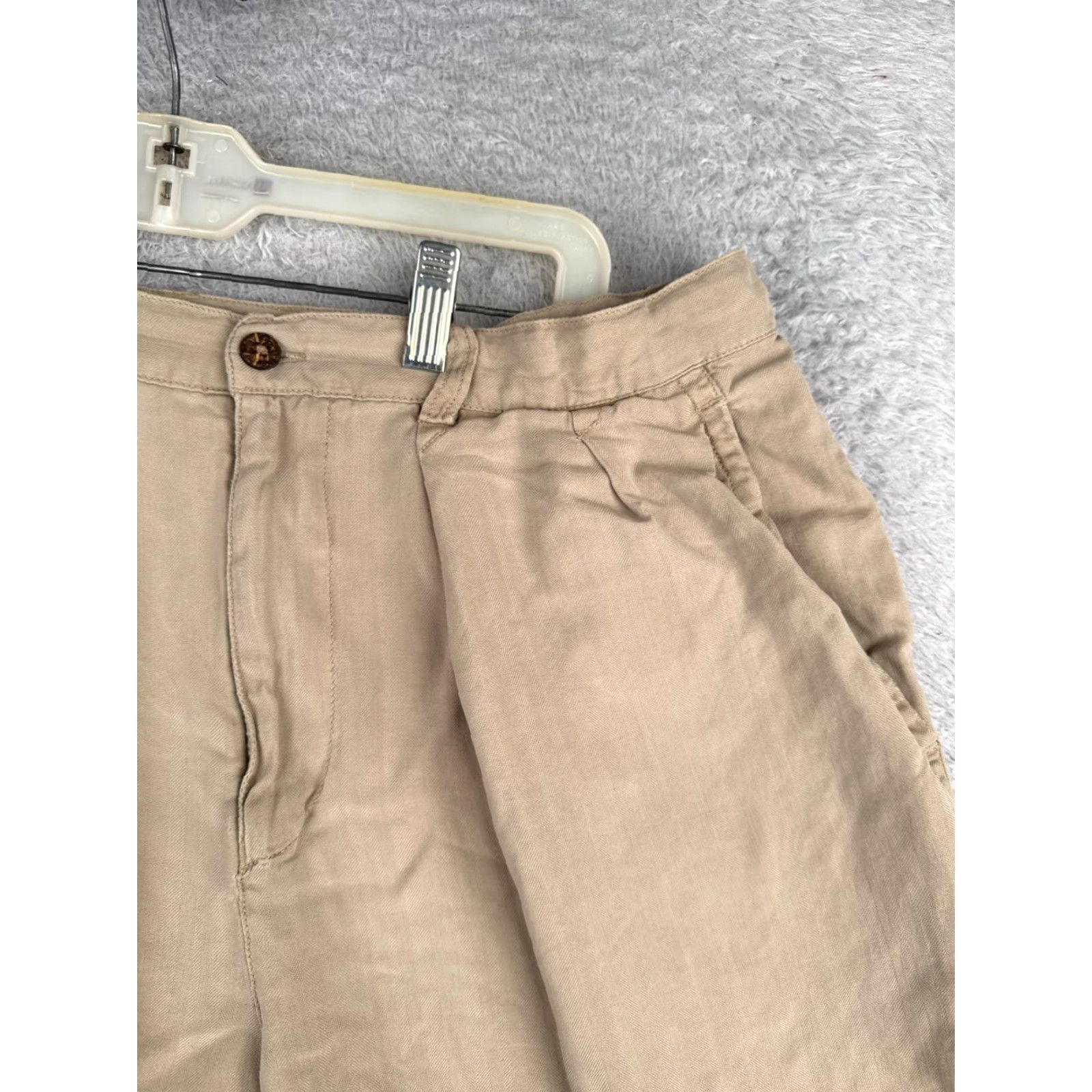 Tommy Bahama Tommy Bahama Shorts Men Beige Bermuda 36 Silk Pleated Beach Vacation 36x9 Pockets Logo Relaxed Fit Size US 36 / EU 52 - 5 Thumbnail