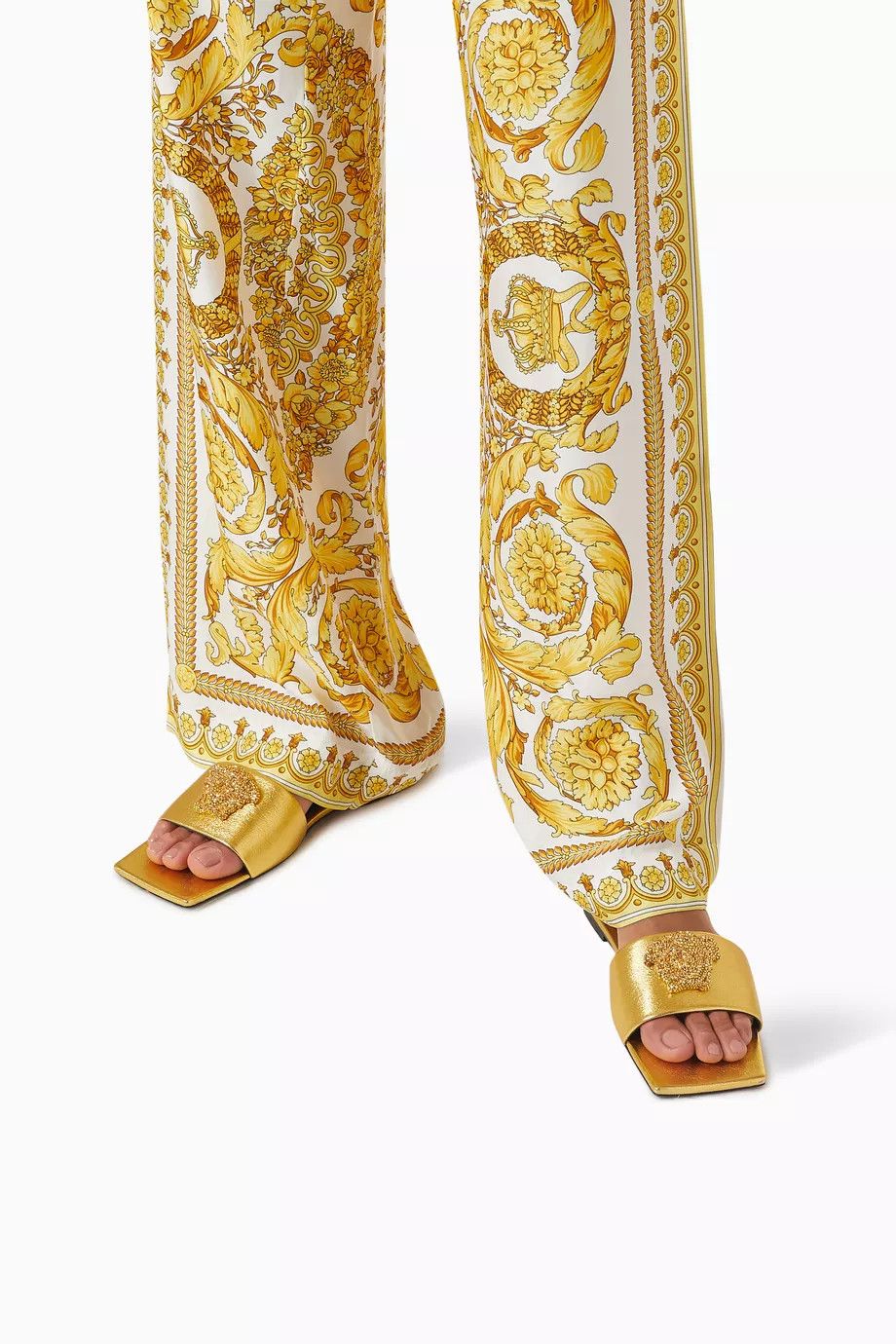 Versace o1y0226 Flats in Gold Size US 5 / IT 35 - 5 Thumbnail