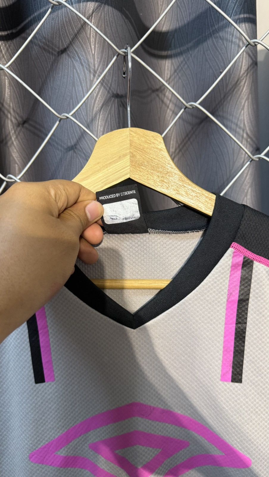 Umbro UMBRO JASPO GREY PINK JERSEY GRAPHIC Size US M / EU 48-50 / 2 - 6 Thumbnail