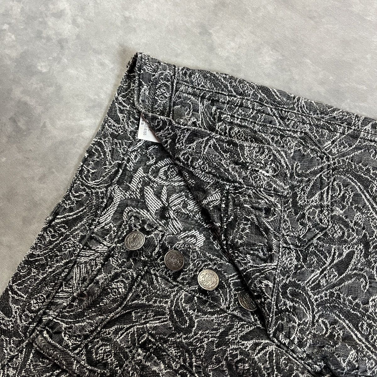 Japanese Brand Japanese Paisley Flared Denim – Y2K Rock Star Bell Bottoms Size US 27 - 7 Thumbnail