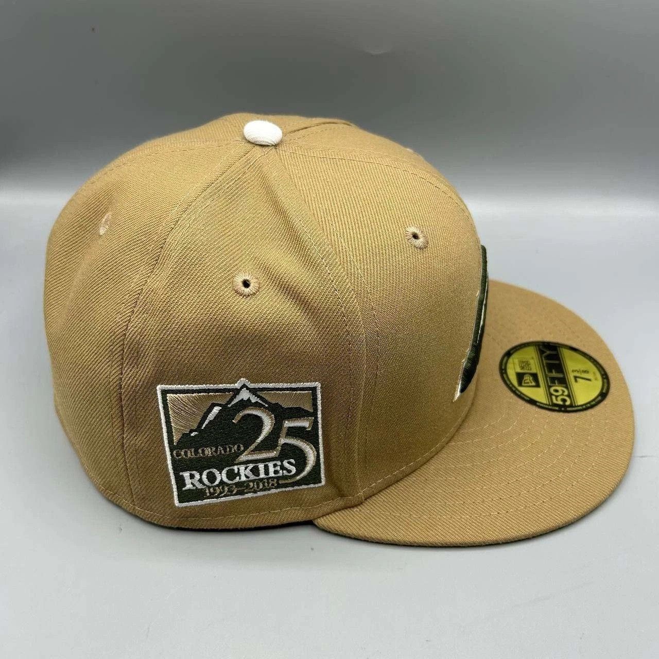 New Era Colorado Rockies Hat Men 7 3/8 Beige Green MLB Fitted Cap Size ONE SIZE - 7 Thumbnail