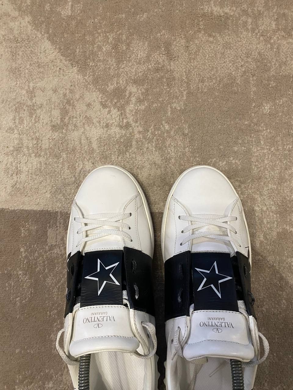 Gianni Valentino Valentino Garavani VLTN Star Open low Top Trainers Size US 11 / EU 44 - 4 Thumbnail