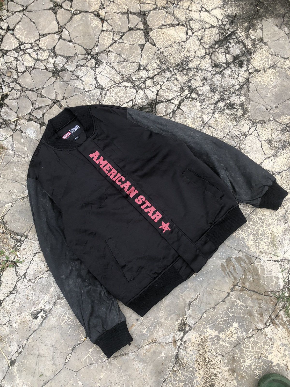 Japanese Brand Vintage Y2K Varsity American Star X Marvel Spiderman Size US L / EU 52-54 / 3 - 9 Thumbnail