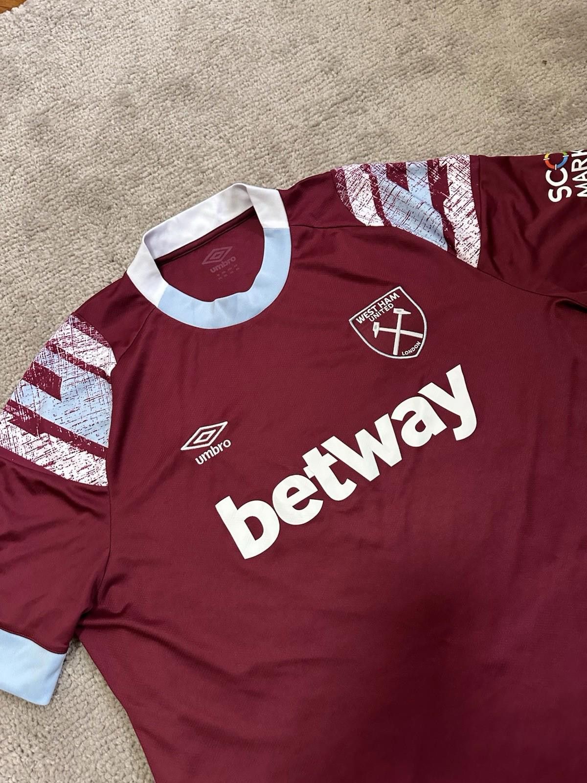 Umbro West Ham United 2022/23 Football Jersey Soccer Shirt Umbro Size US XL / EU 56 / 4 - 3 Thumbnail