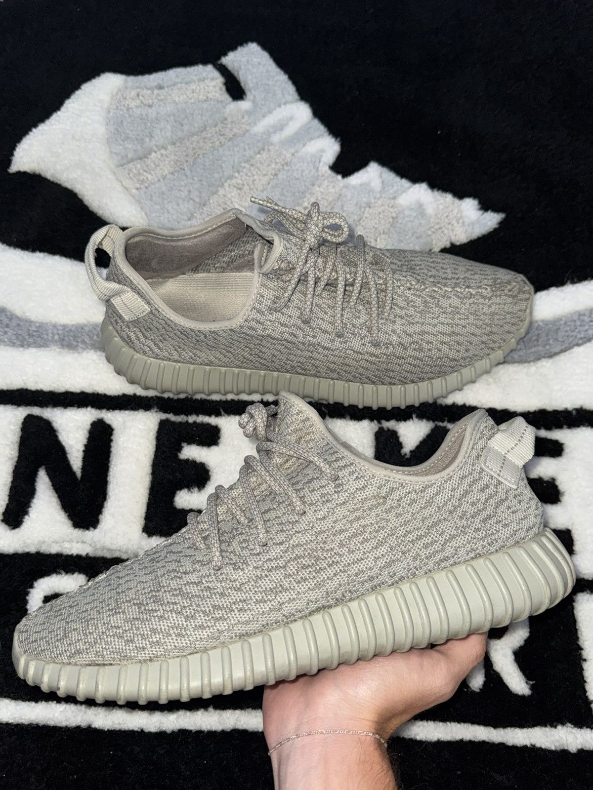 Jual yeezy moonrock best sale