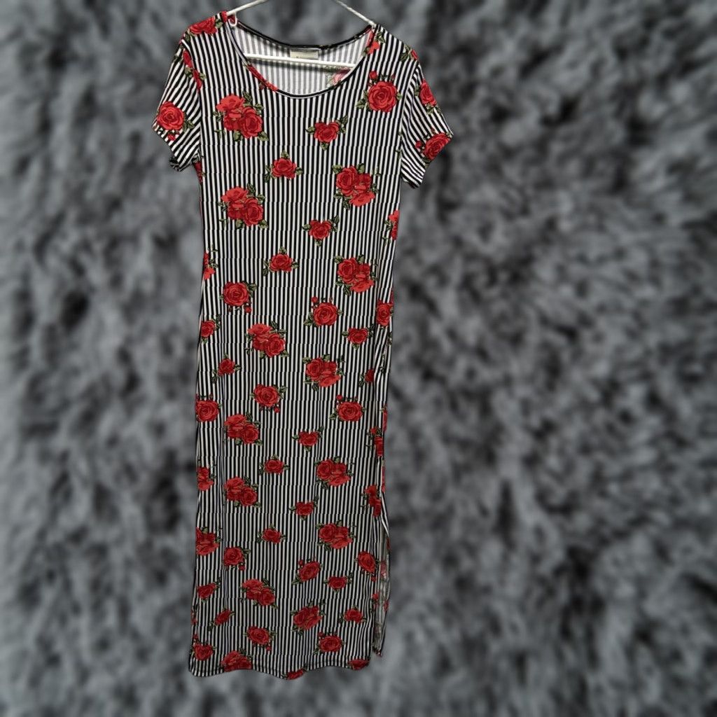 Vintage Bobbie Brooks T-Shirt Dress M Maxi Stripe Red Roses Floral Casual Womens Size M / US 6-8 / IT 42-44 - 1 Thumbnail
