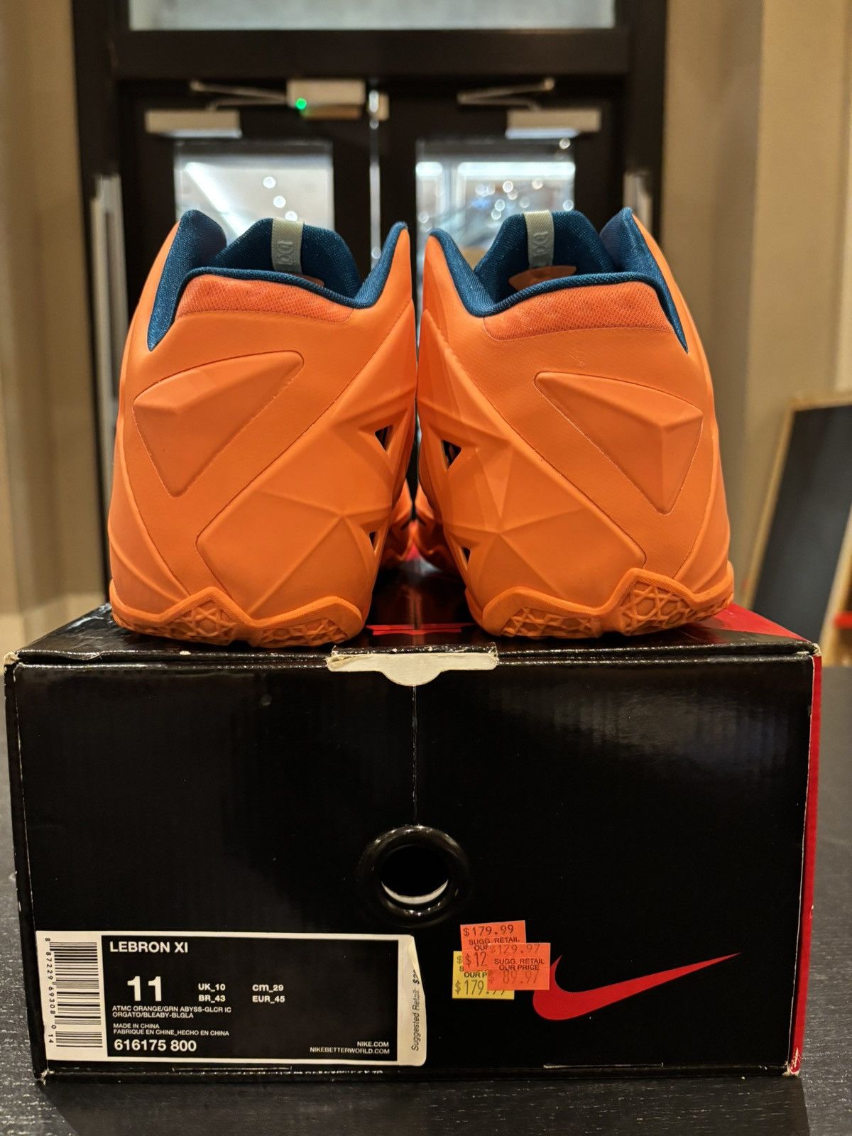 Nike Lebron 11 ‘Knicks’ Size US 11 / EU 44 - 3 Thumbnail