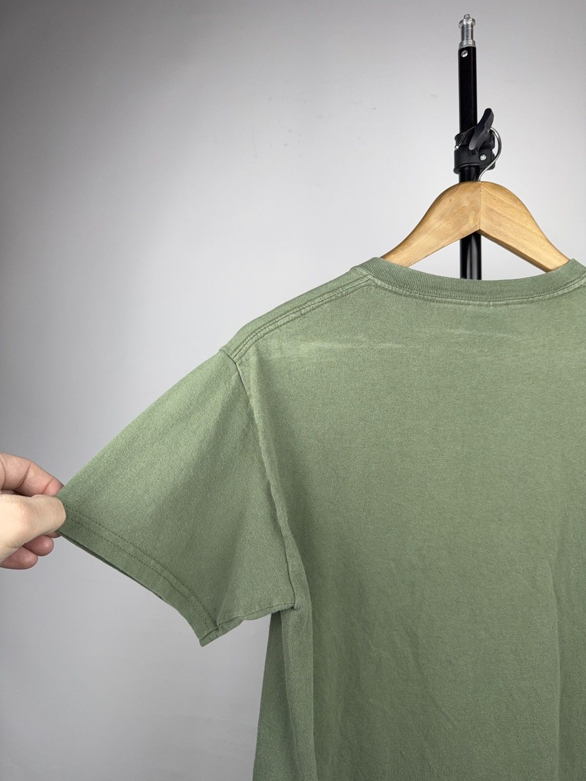 Vintage 00s Ultra Trash Trashocalypse Now Vintage Movie Parody Tee Size US S / EU 44-46 / 1 - 12 Thumbnail