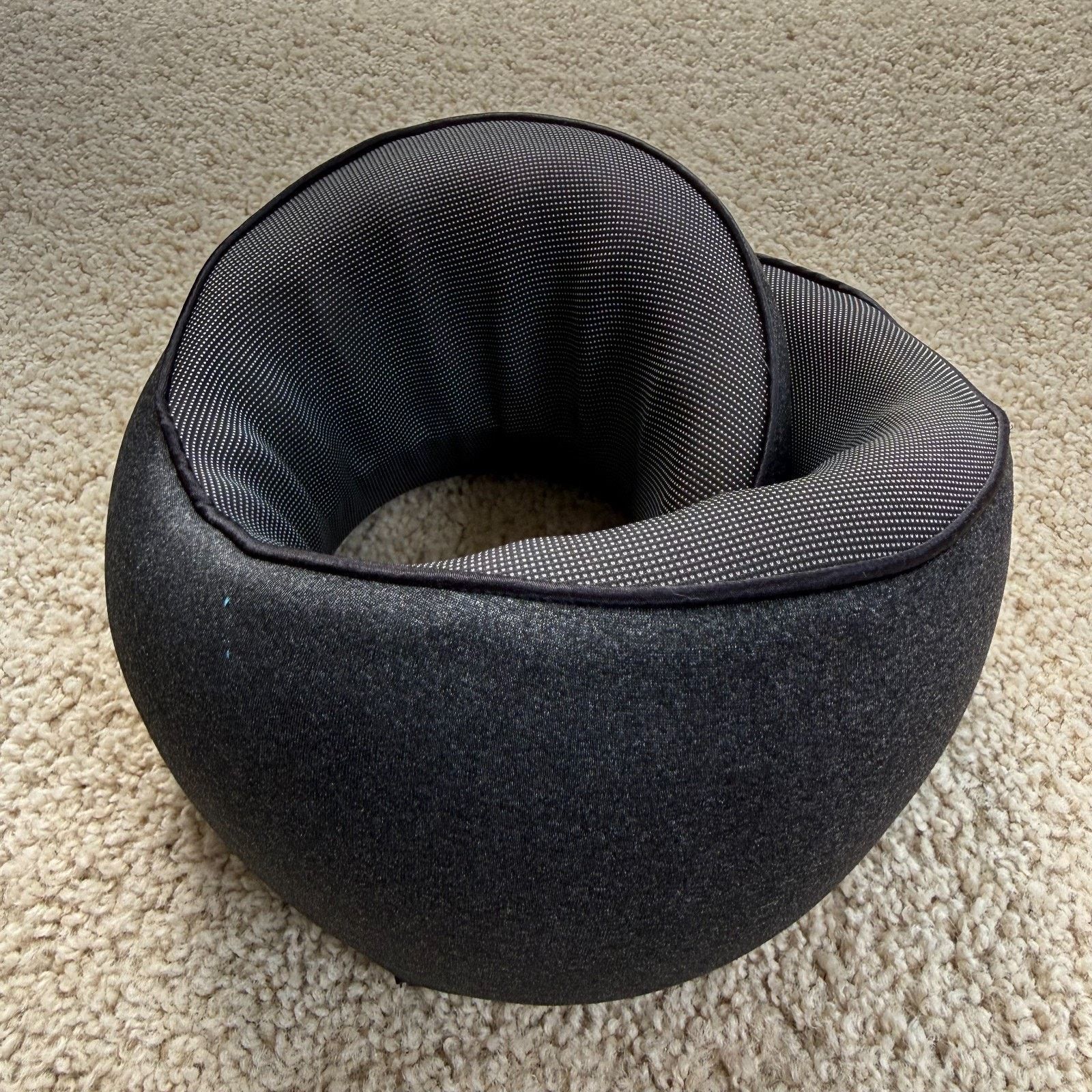 The Unbranded Brand OSTRICHPILLOW-Style Neck Pillow Memory Foam Travel Support Size ONE SIZE - 2 Thumbnail