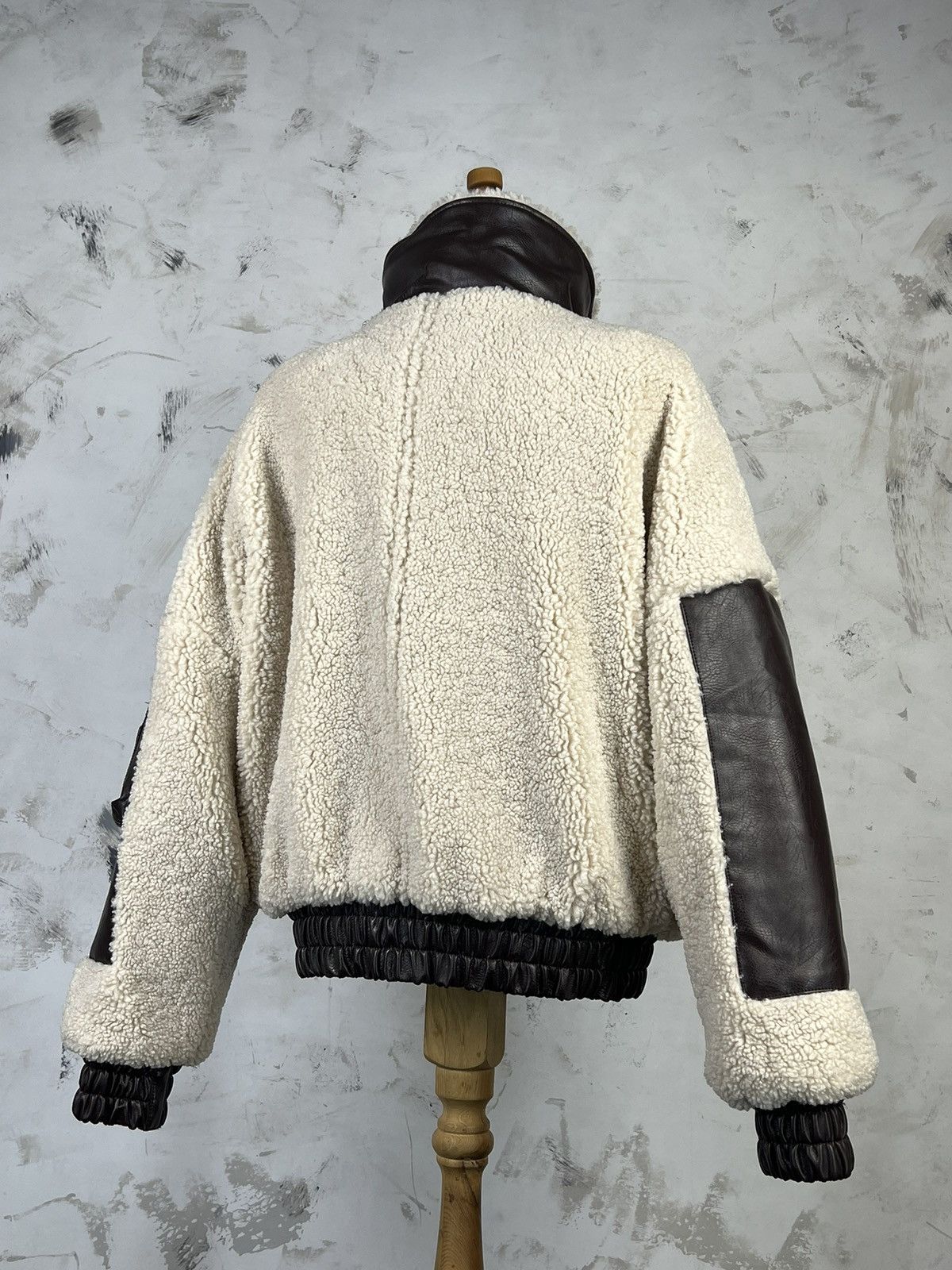 Alpha Industries Alpha Industries Shearling Bomber Jacket Size L Size L / US 10 / IT 46 - 7 Thumbnail