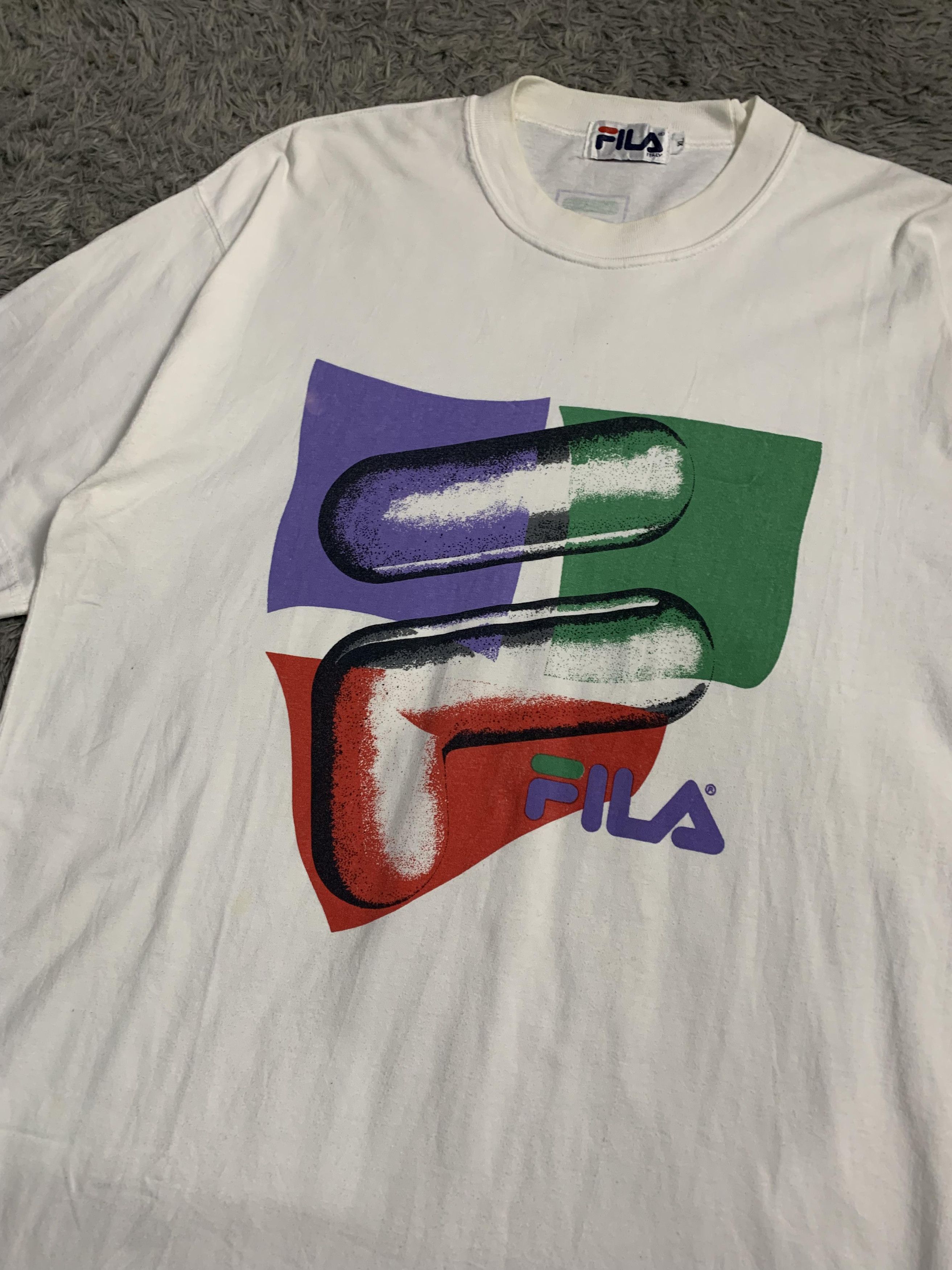 Vintage Vintage Fila Italy Flag Art 90's Very Rare Size US XL / EU 56 / 4 - 1 Thumbnail
