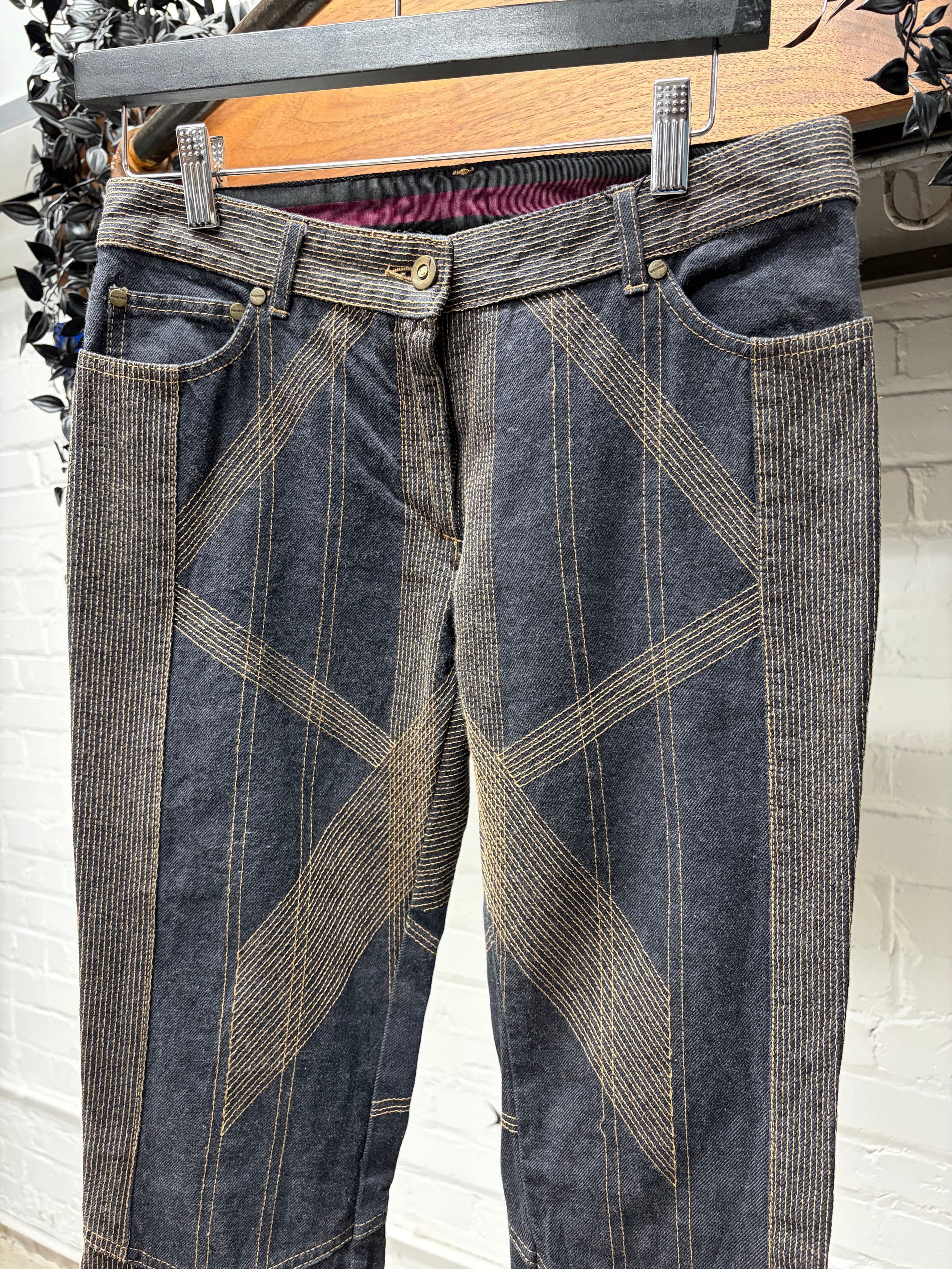 Alexander McQueen AW2002 Alexander McQueen Contrast Stitch Flared Denim Size 27" / US 4 / IT 40 - 2 Thumbnail