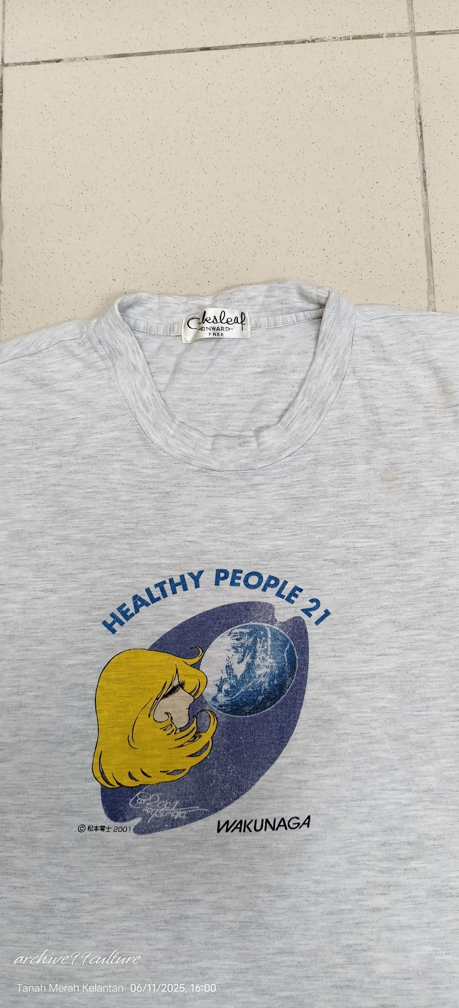 Anime Vintage 2001 Galaxy Express 999 Miteru Anime tee Size US M / EU 48-50 / 2 - 6 Thumbnail