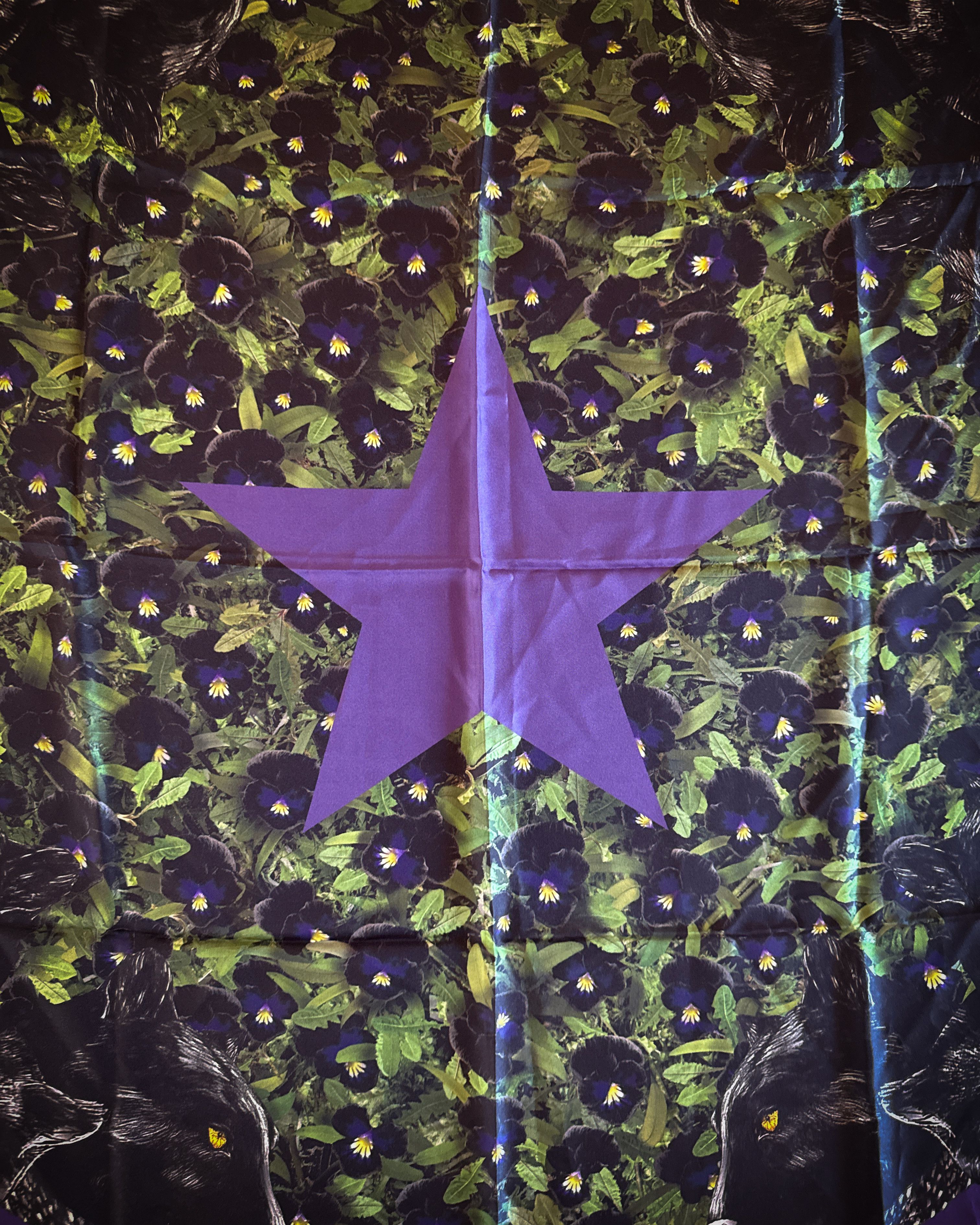 Givenchy GIVENCHY SS2011 PANTHER & VIOLET SILK SCARF Size ONE SIZE - 4 Thumbnail