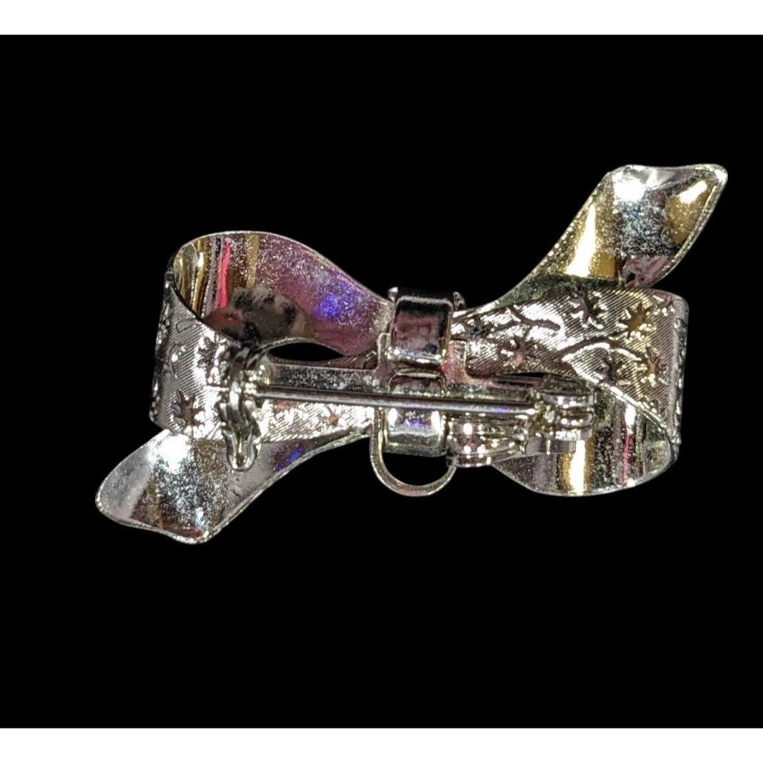 Other Coquette Floral Embossed Silver Tone Bow Brooch Size ONE SIZE - 2 Thumbnail