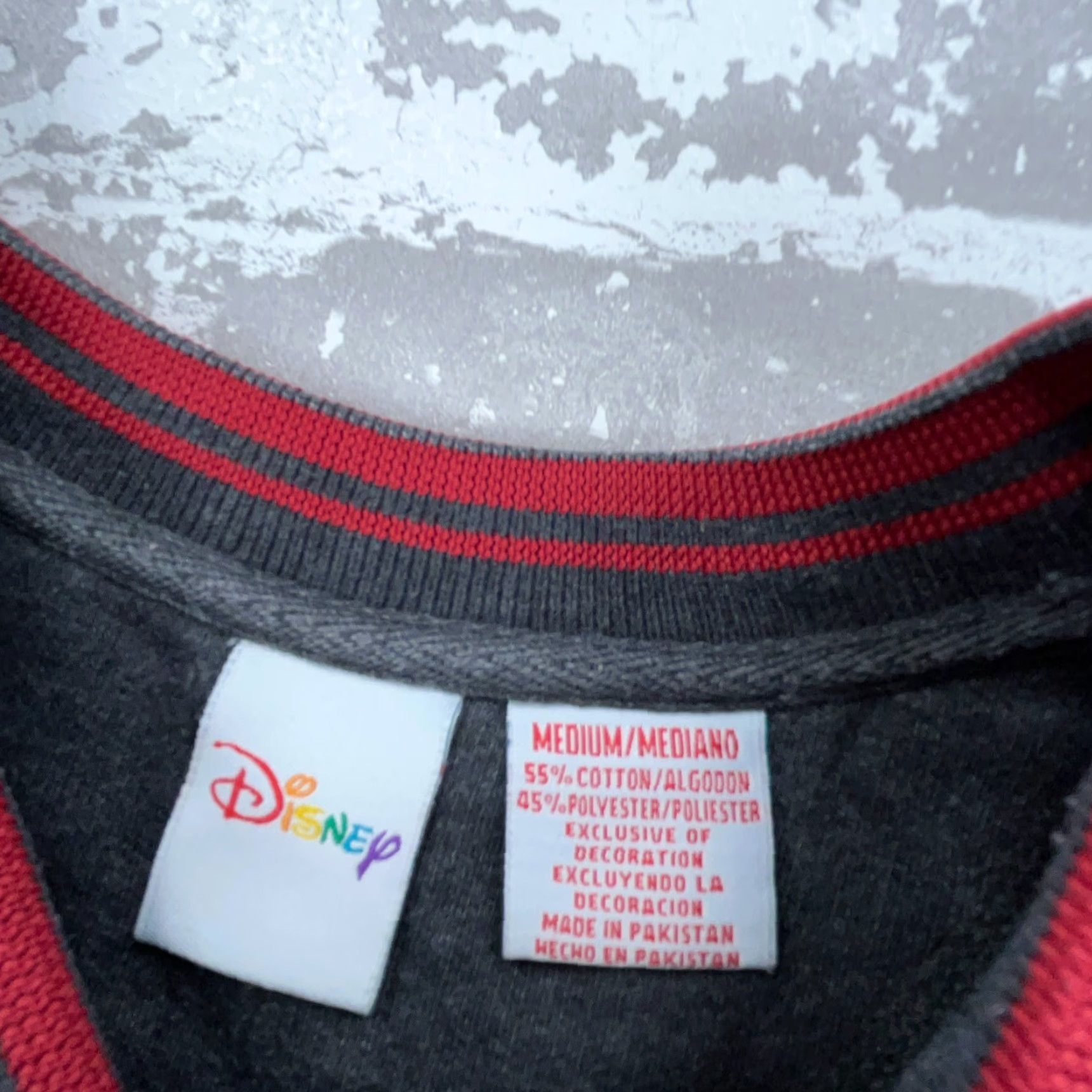 Disney VINTAGE Disney Sweatshirt Women M Gray Mickey Embroidered Logo Pullover Regular Fit Size M / US 6-8 / IT 42-44 - 4 Thumbnail