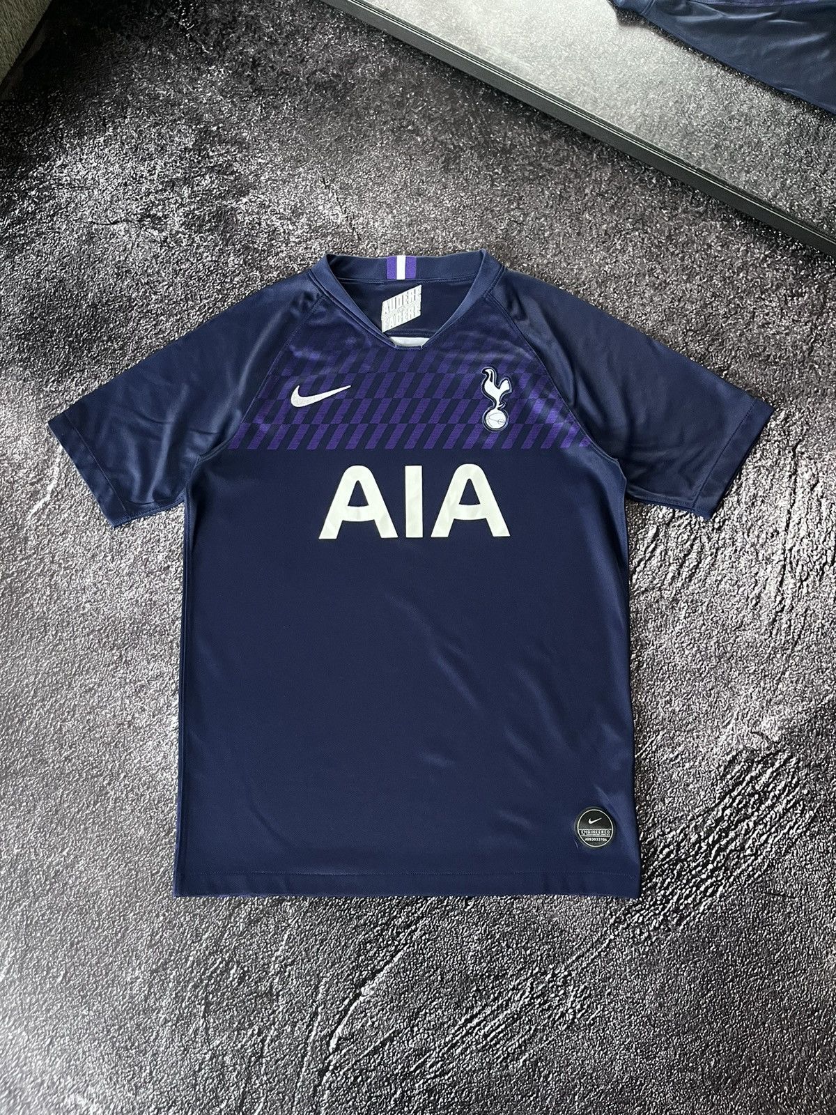 Nike Tottenham nike 2019/2020 Away Soccer Jersey Size US XS / EU 42 / 0 - 1 Thumbnail
