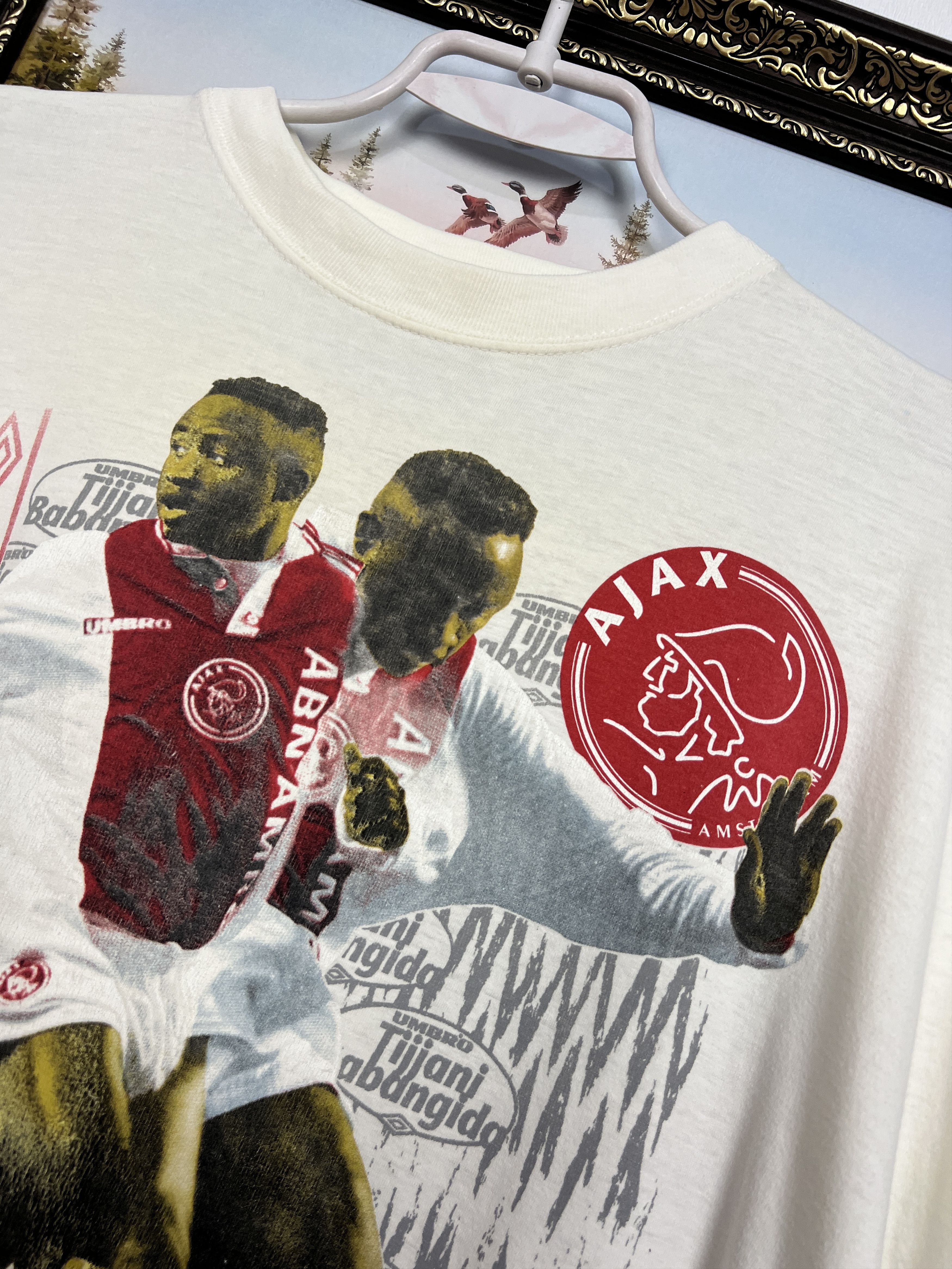 Umbro Ajax Amsterdam Tijjani Babangida Football Shirt Jersey Size US S / EU 44-46 / 1 - 5 Thumbnail