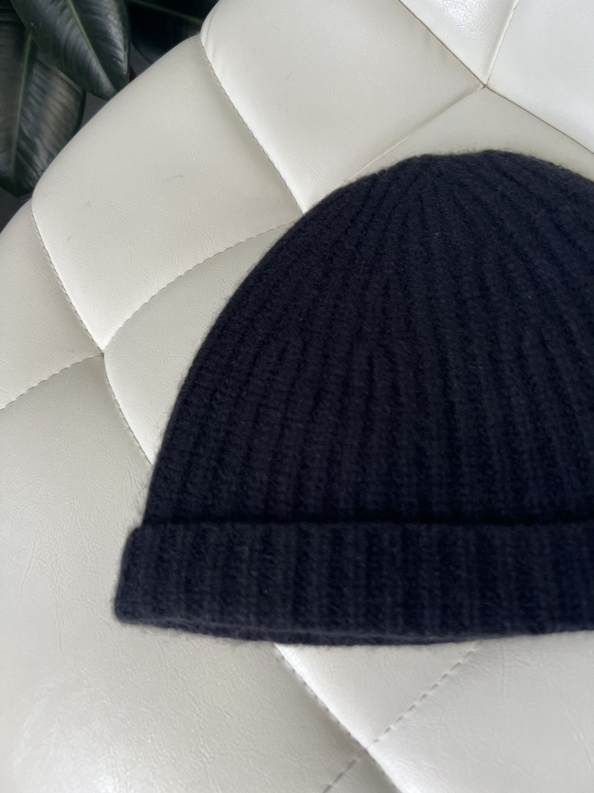 Prada × Vintage Prada Dark Navy Wool Ribbed Beanie Hat With Leather Tab Logo Size ONE SIZE - 7 Thumbnail