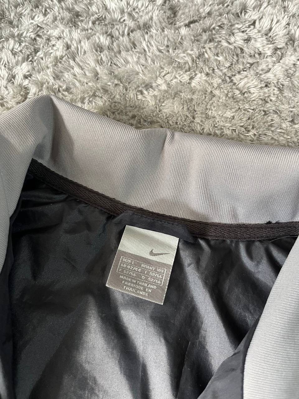 Nike × Vintage 00s Nike Vintage Light Jacket Streetwear Logo Swoosh Rare Size US L / EU 52-54 / 3 - 9 Thumbnail
