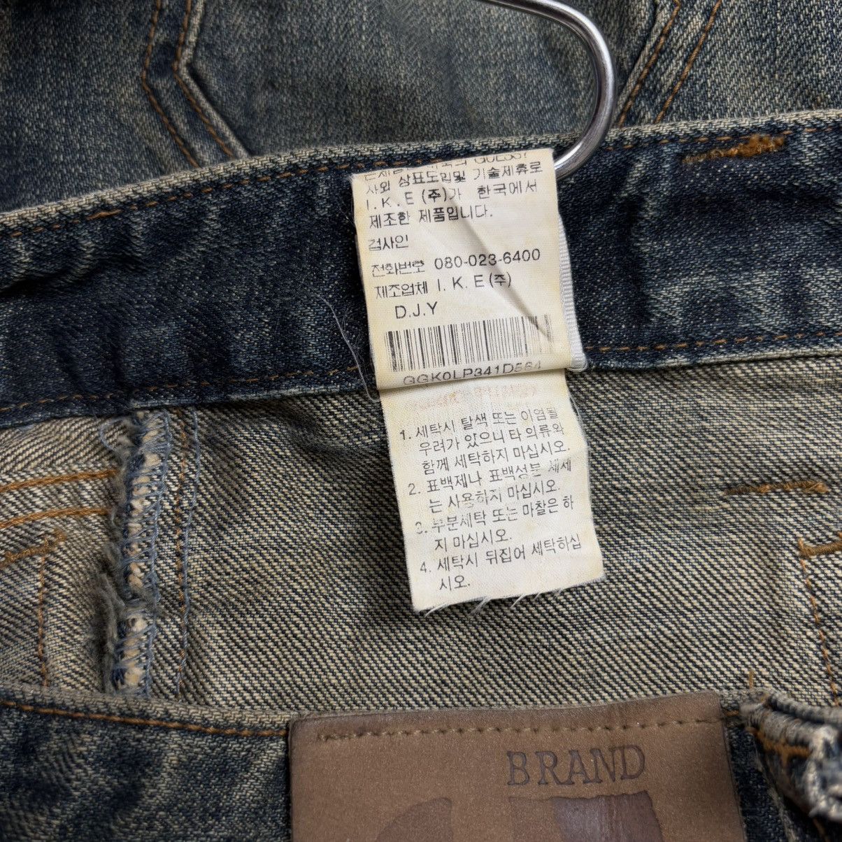 Tornado Mart Vintage 90s Guess fleur knee lace up flared jeans Size US 27 - 12 Thumbnail
