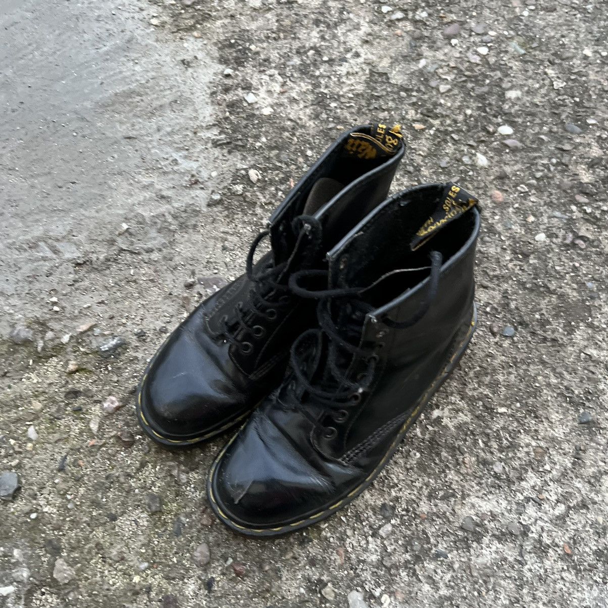 Dr. Martens × Vintage Dr.Martens 1460 Vintage 90s Boots Classic Leather Punk Rock Size US 6 / IT 36 - 4 Thumbnail