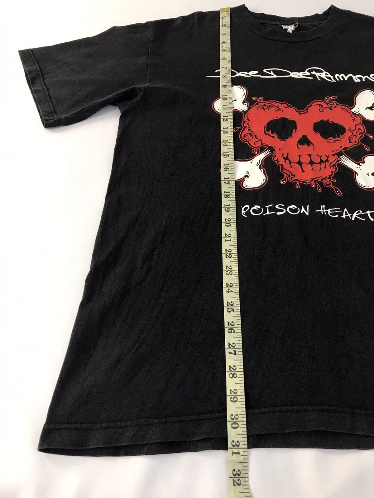 Band Tees Ramones Dee-Dee Poison Heart Punk Rock Band Tee Size US XL / EU 56 / 4 - 10 Thumbnail